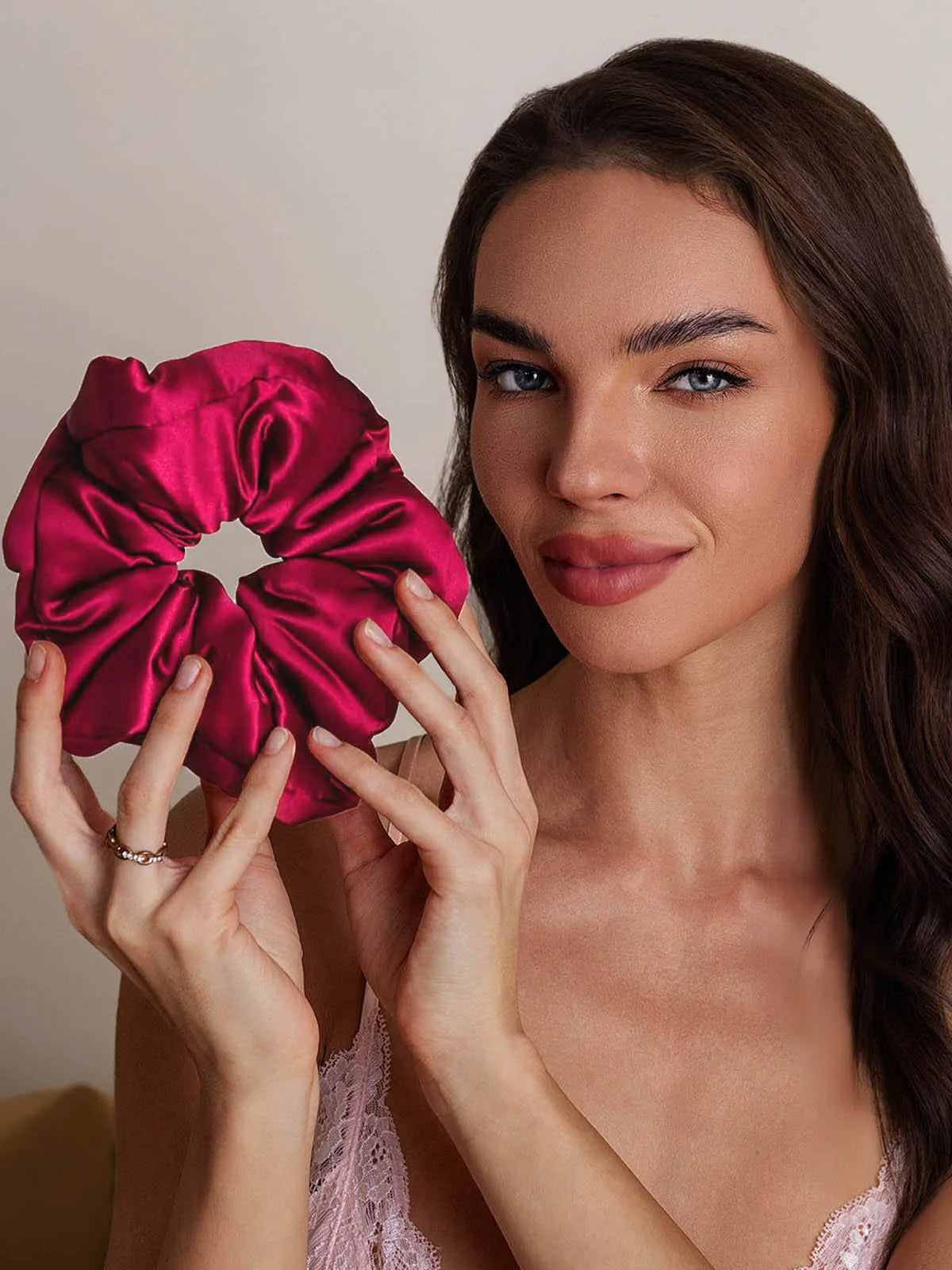 [Vino] SilkSilky-ES Seda Scrunchie 001