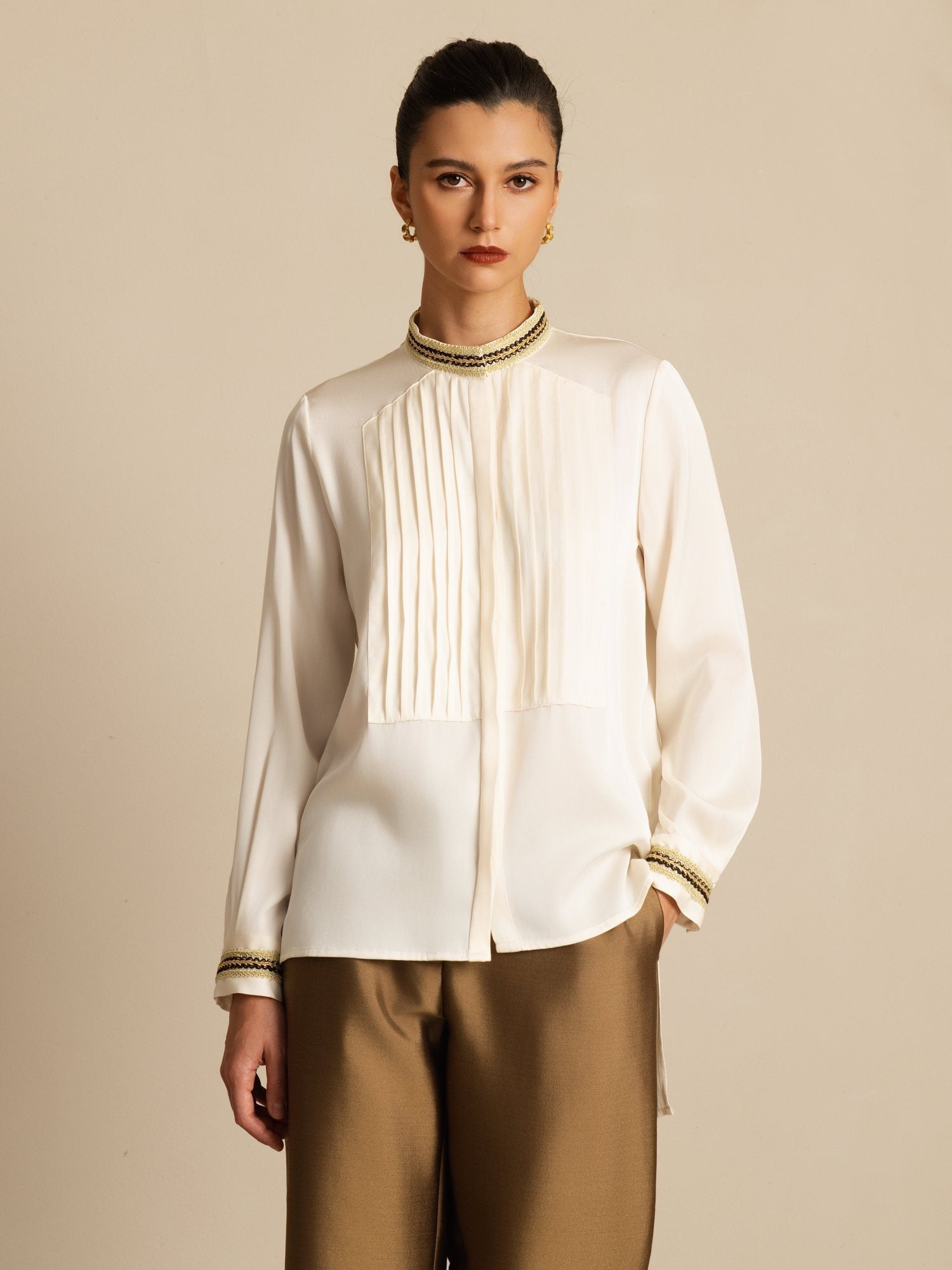 [Perla Del Mar] SilkSilky-ES 19Momme Seda Manga larga Cuello Alto Blusa 001