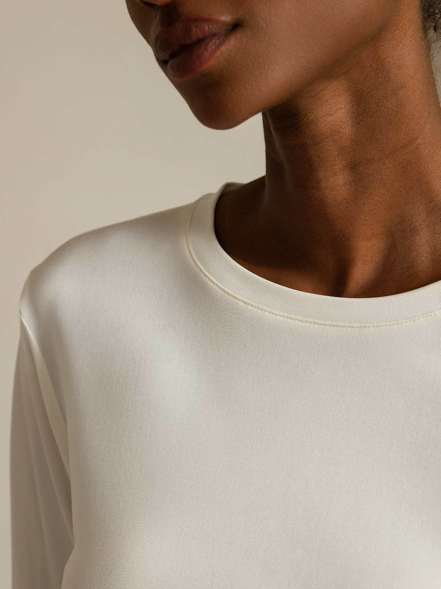 [Blanco] SilkSilky-ES Seda Pura Womens T-Shirt 004