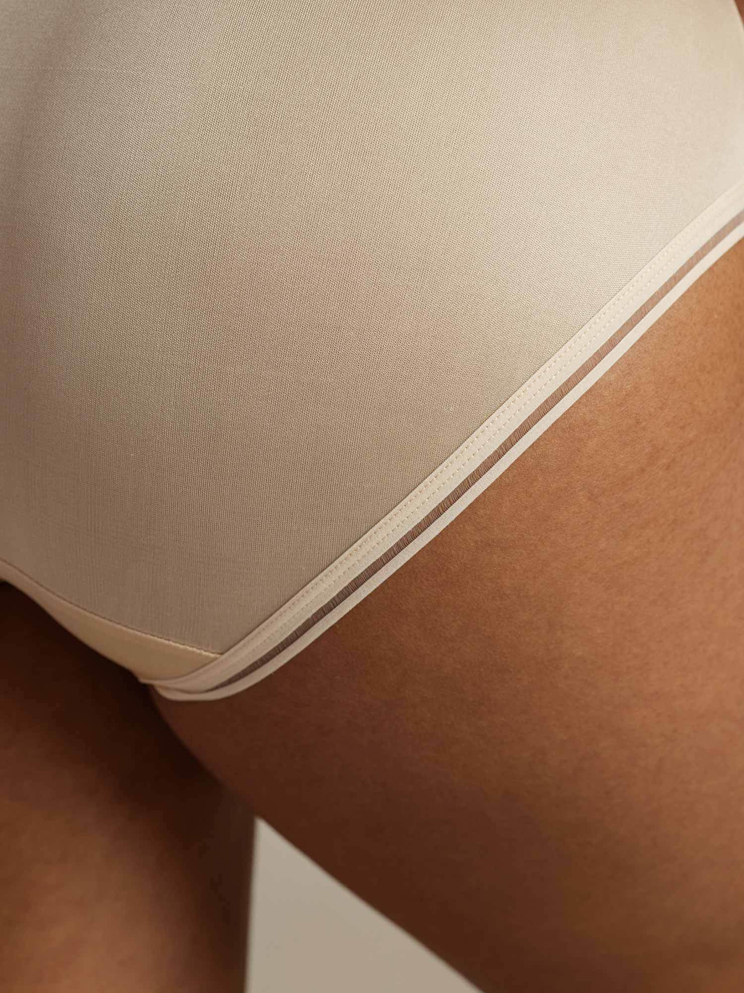 [Beige] SilkSilky-ES Seda Pura Panty 004,