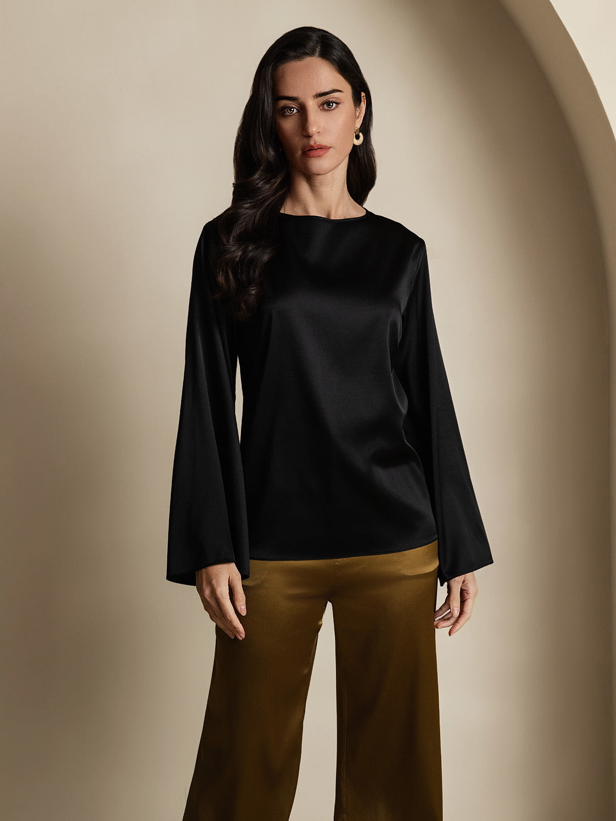 [Negro] SilkSilky-ES 19Momme Seda Womens T-Shirt 003