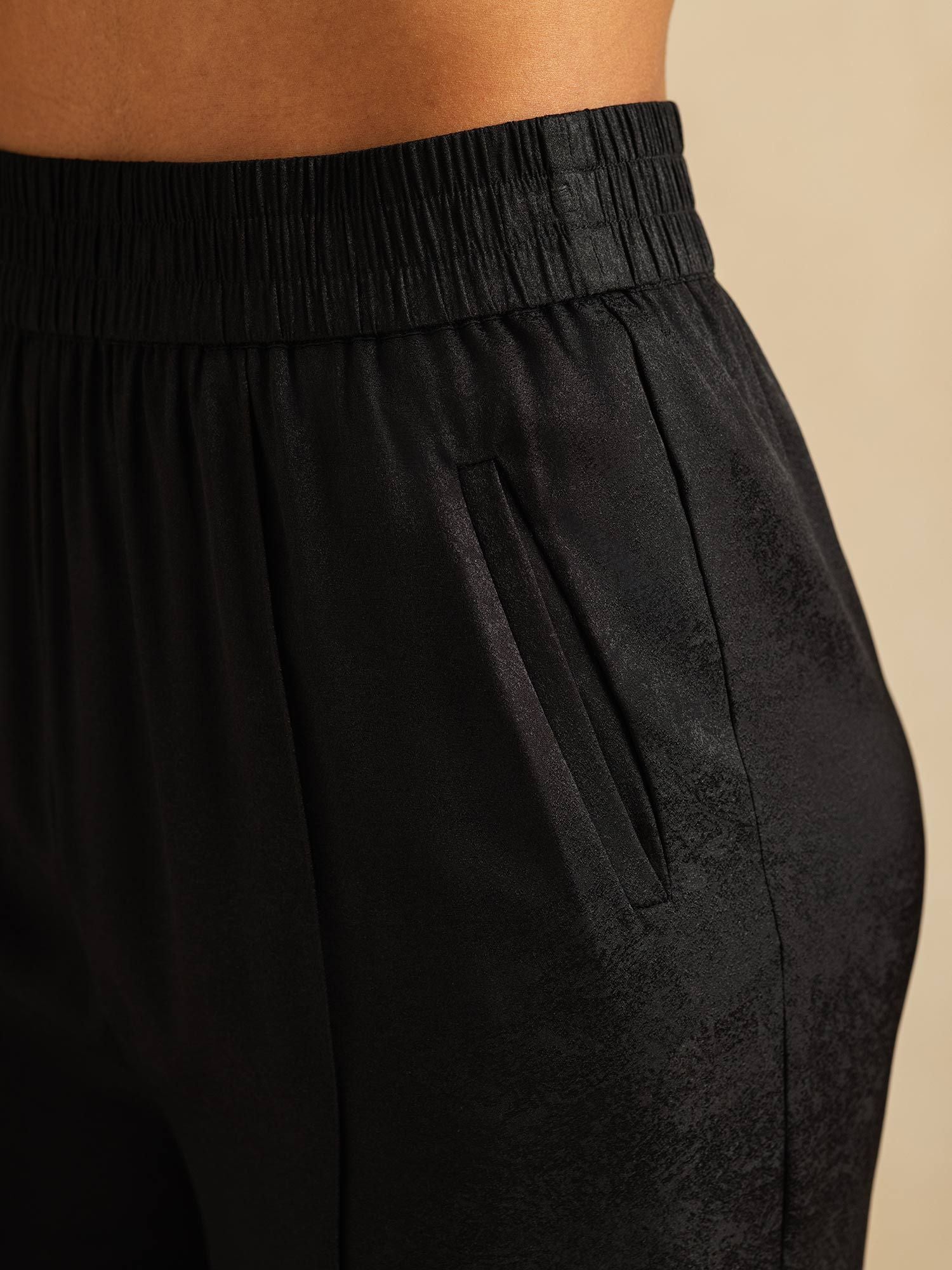 [Negro] SilkSilky-ES 22Momme Seda Womens Pants 004