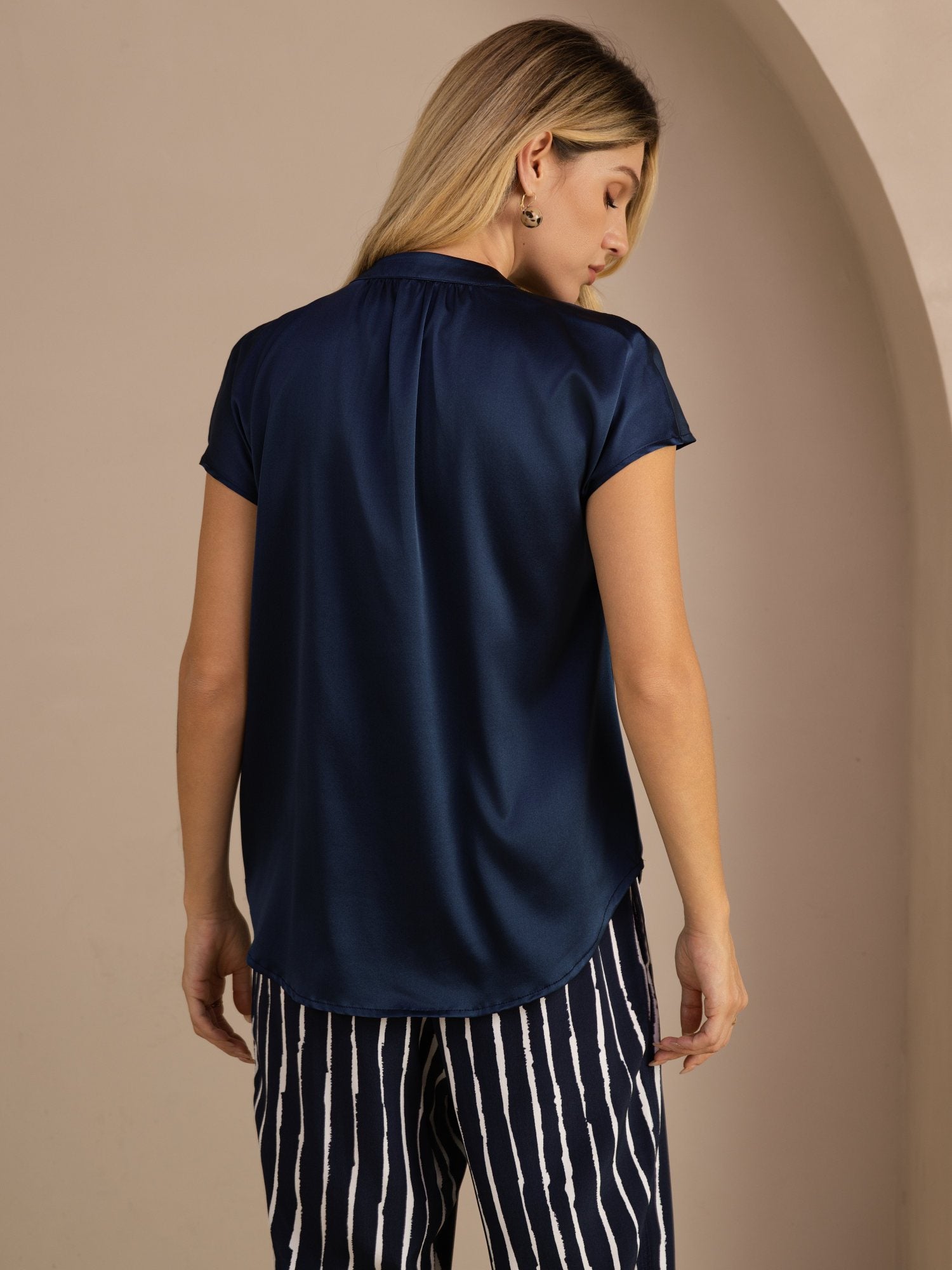 [Azul Oscuro] SilkSilky-ES Short Sleeve Blouse 002
