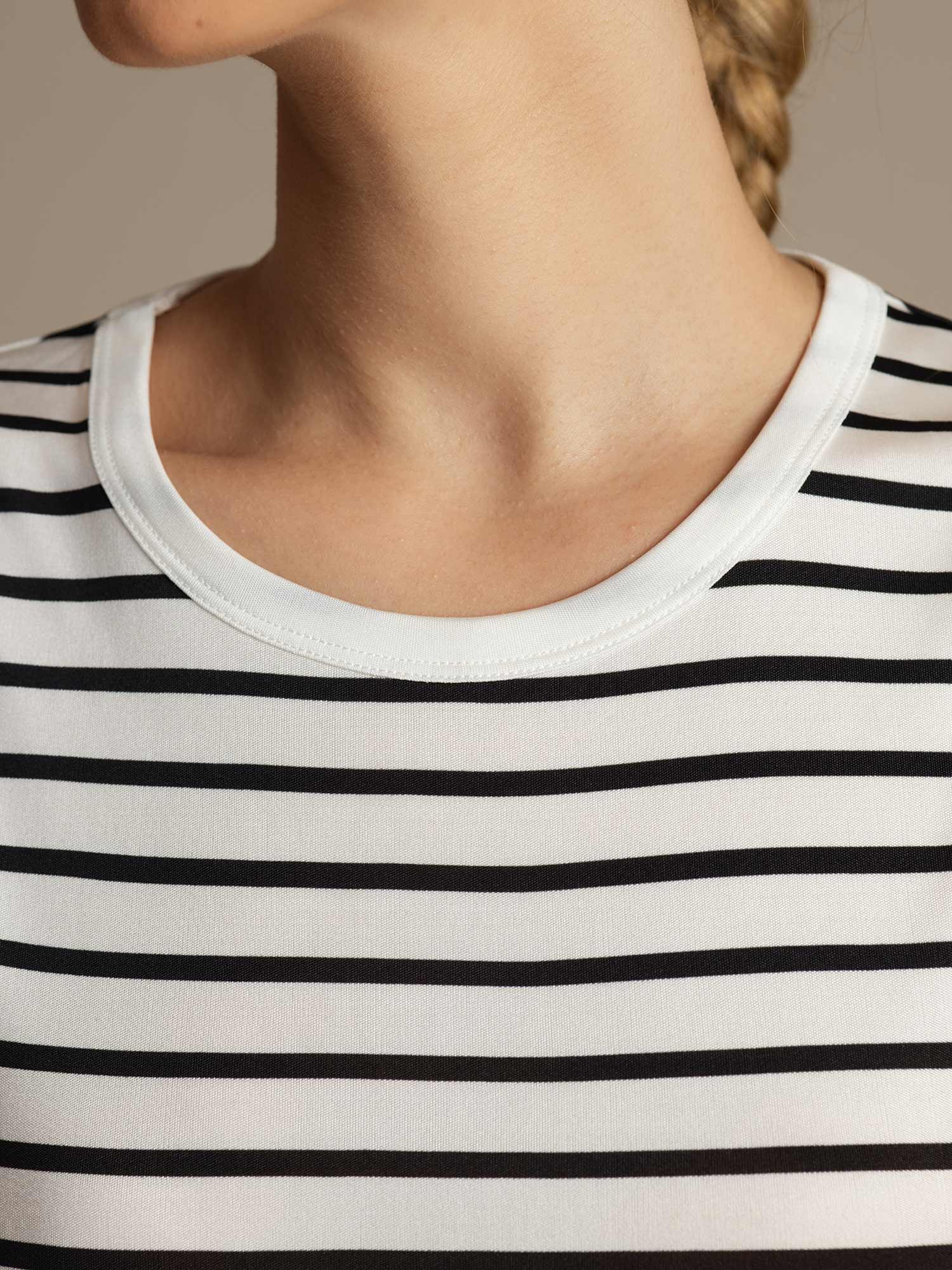 [Raya Blanca] SilkSilky-ES Sin mangas Cuello Redondo Top de tirantes 005