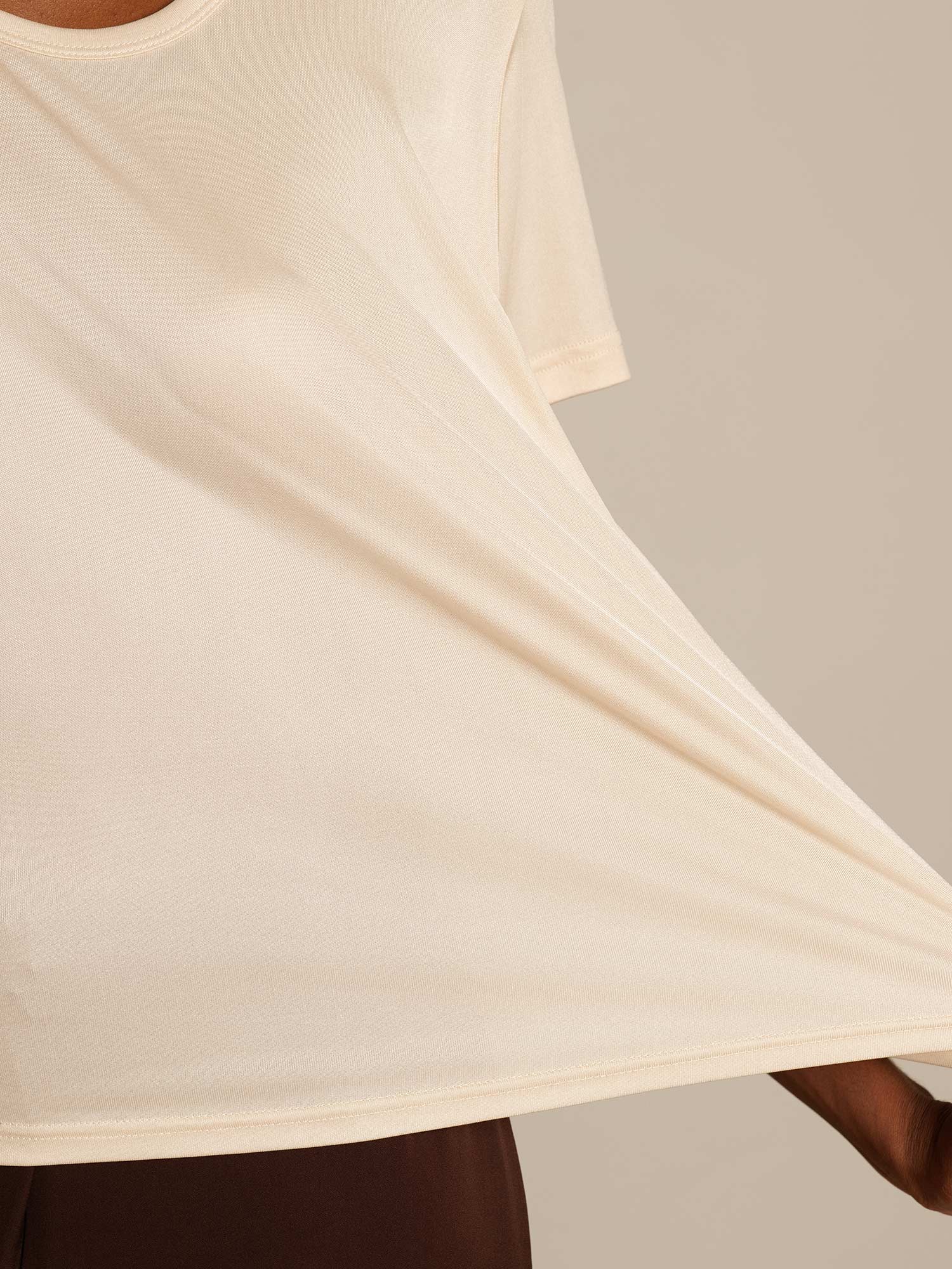 [Beige] SilkSilky-ES Tejido de seda Womens T-Shirt 004,