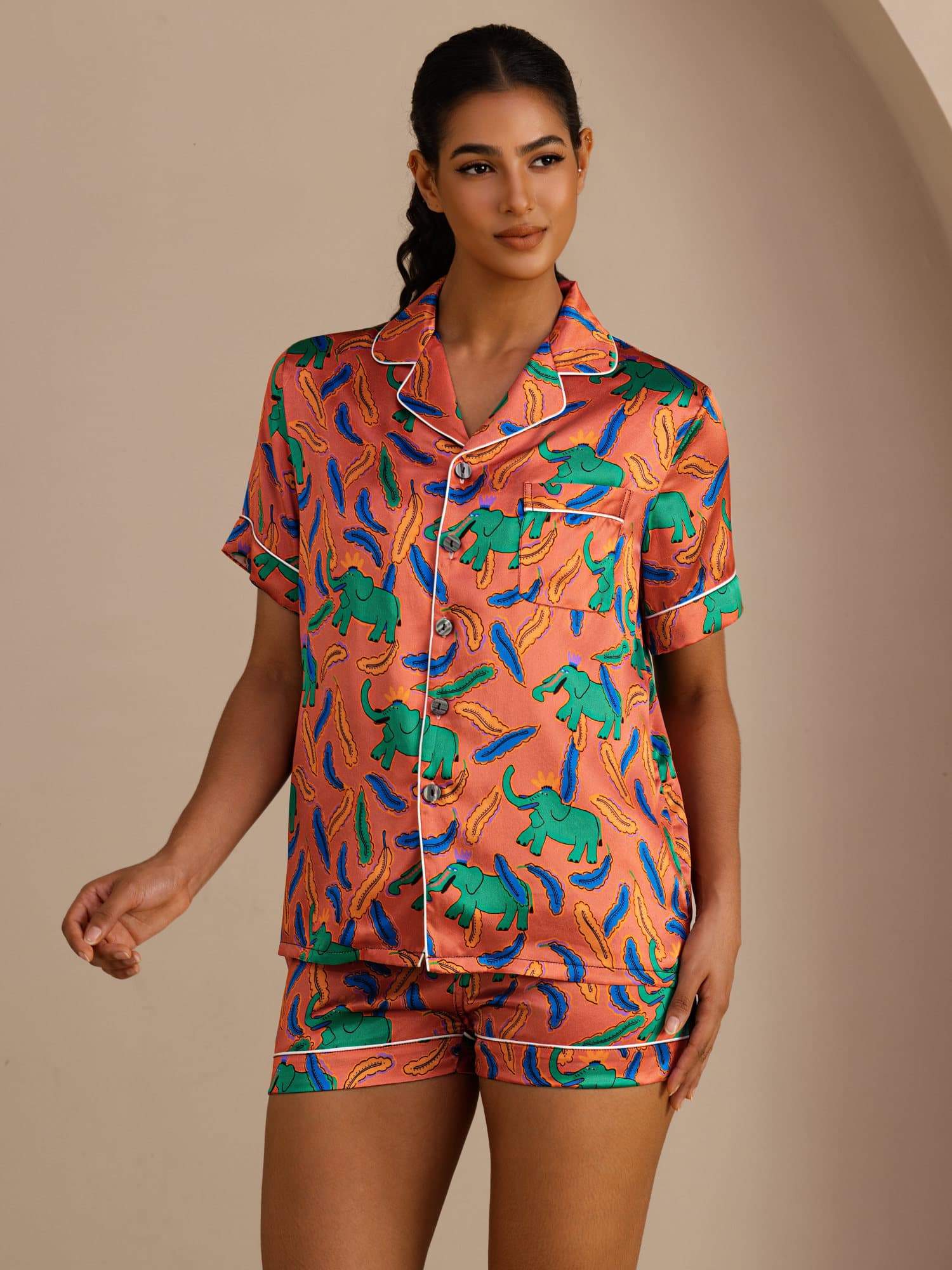 [Elefante Arcilla] SilkSilky-ES Short Sleeve Lapel Collar Pijamas de mujer 001