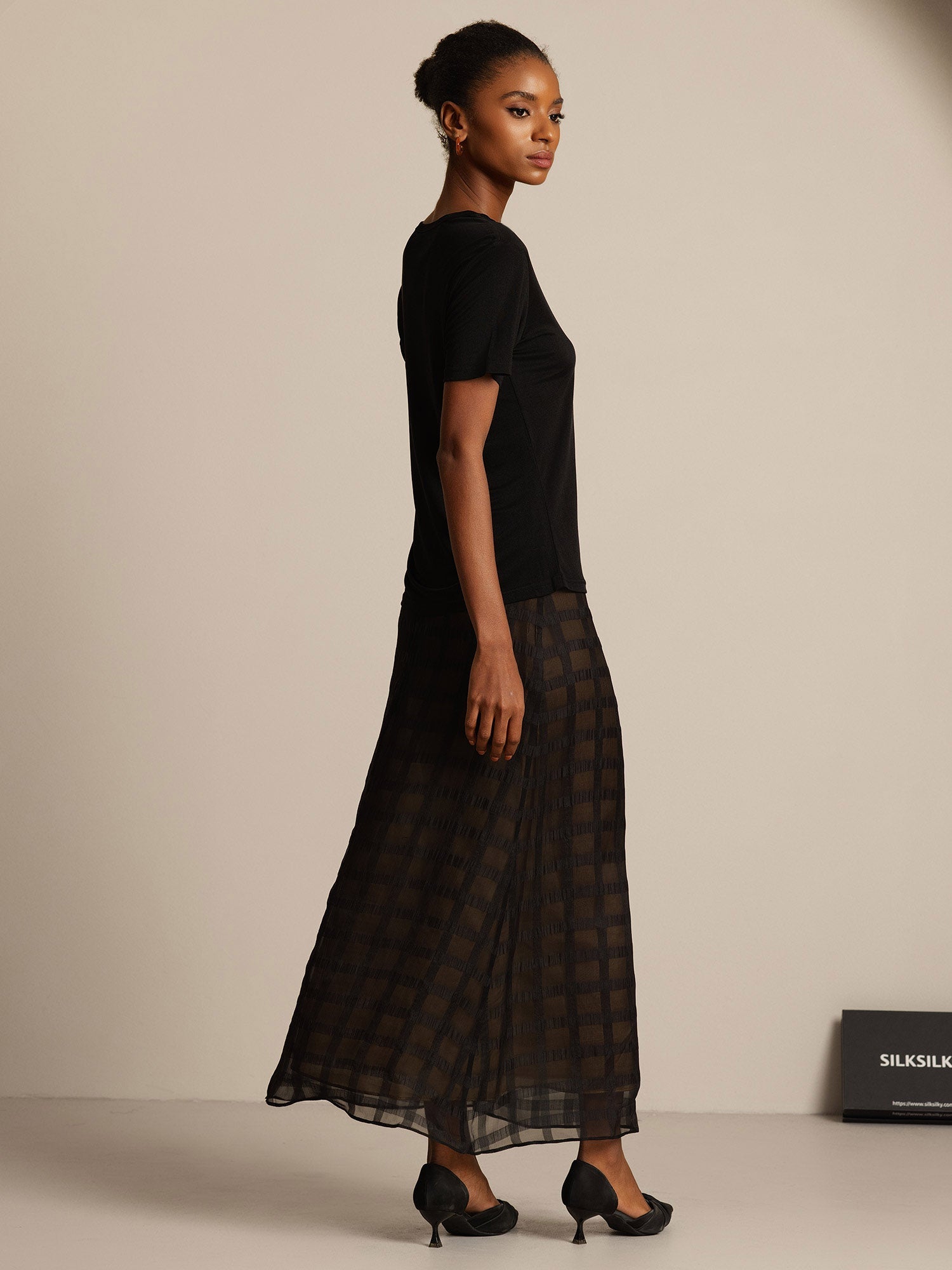 [Negro] SilkSilky-ES Tejido de seda Womens T-Shirt 005,