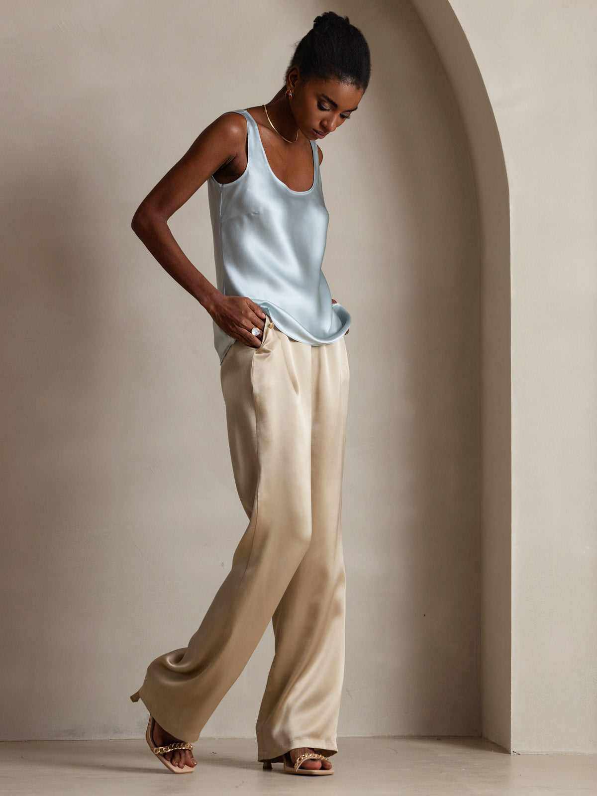 [Azul Claro] SilkSilky-ES 19Momme Sin mangas Escote Cuchara Top de tirantes 006