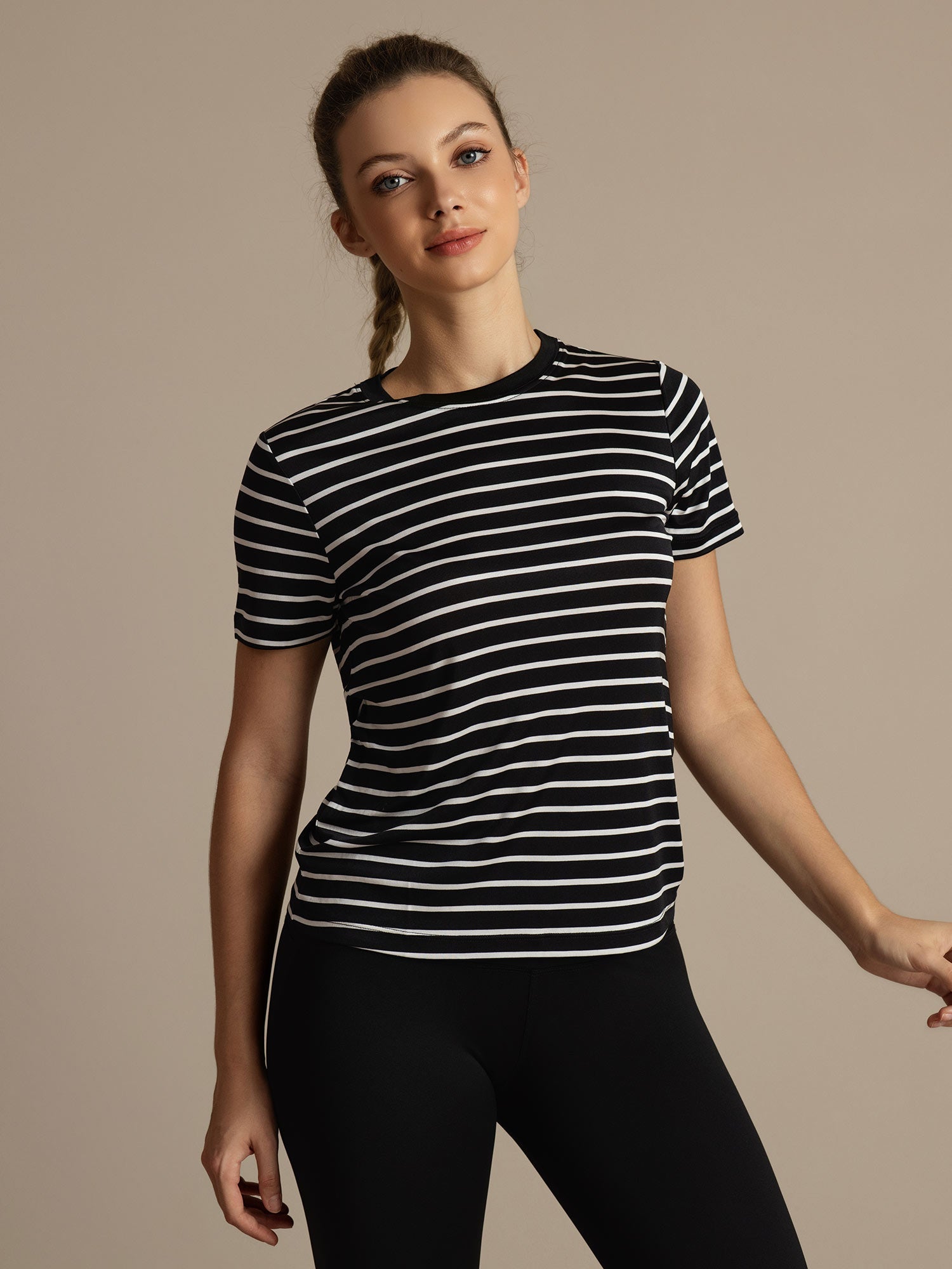 [Raya Negra] SilkSilky-ES Manga corta Cuello Cerrado Camisetas de Mujer 002