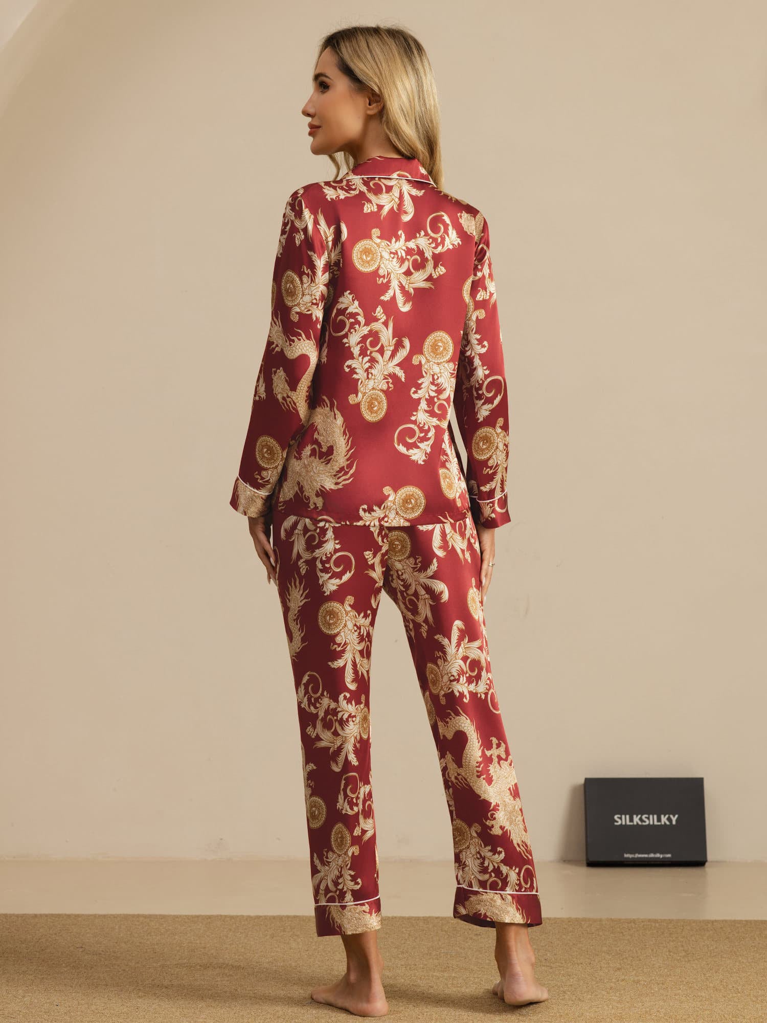 [Dragón Vino] SilkSilky-ES Long Sleeve Lapel Collar Pijamas de mujer 002