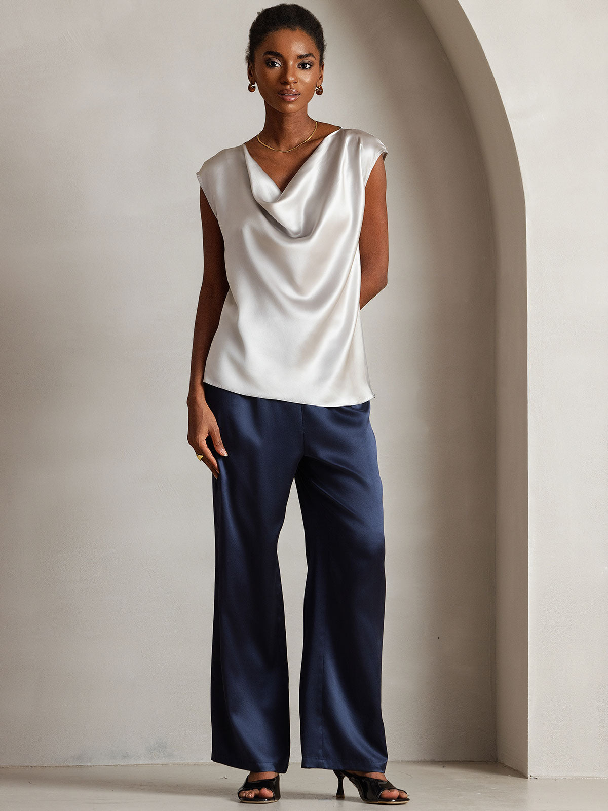 [Gris Claro] SilkSilky-ES 19Momme Seda Escote Caído Camisetas de Mujer 001