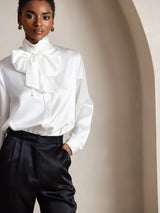 [Blanco] SilkSilky-ES Long Sleeve Tie Neck Blusa 006
