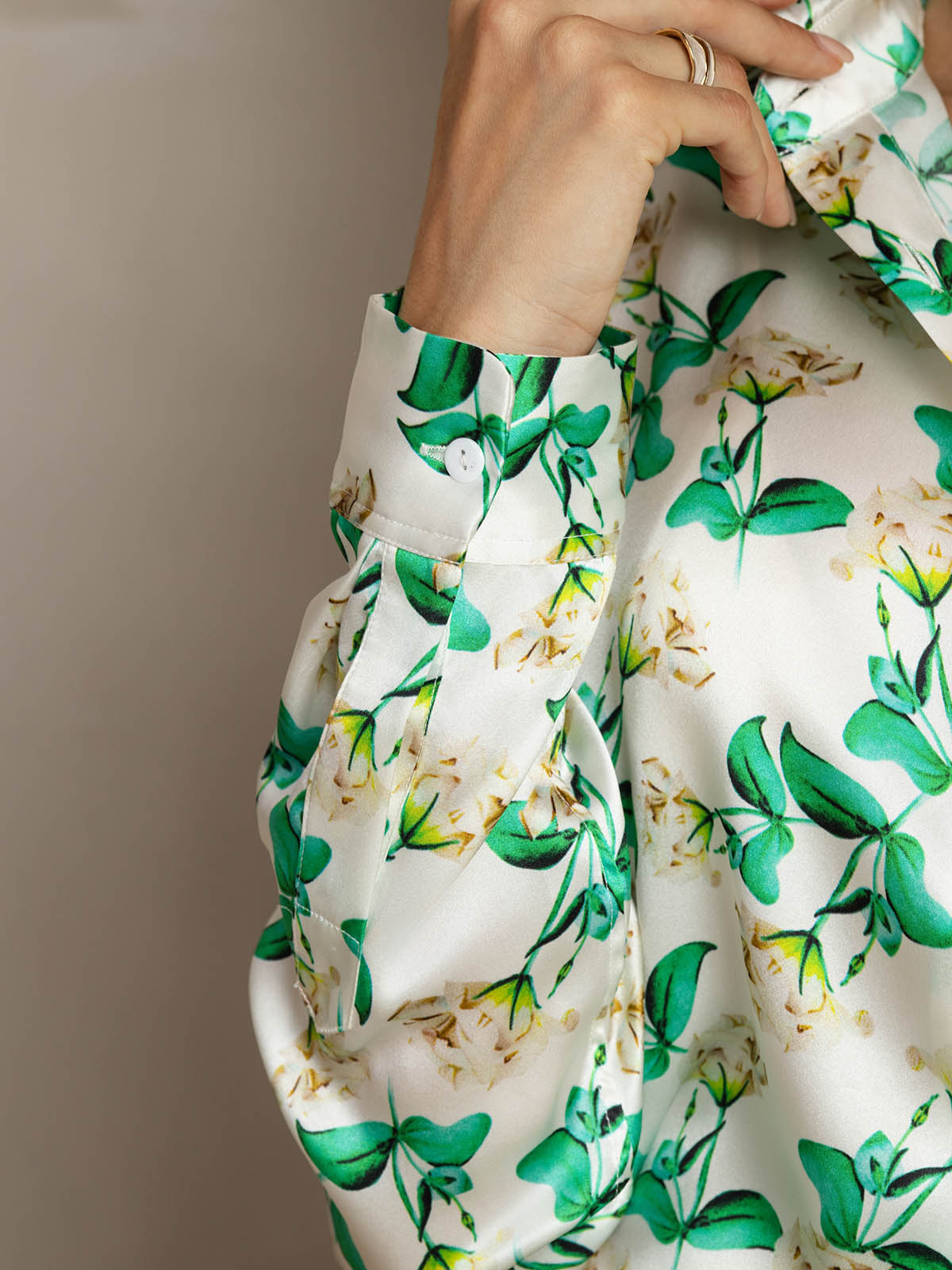 [Floral Verde] SilkSilky-ES Seda Manga larga Cuello Camisero Blusas de Mujer 004