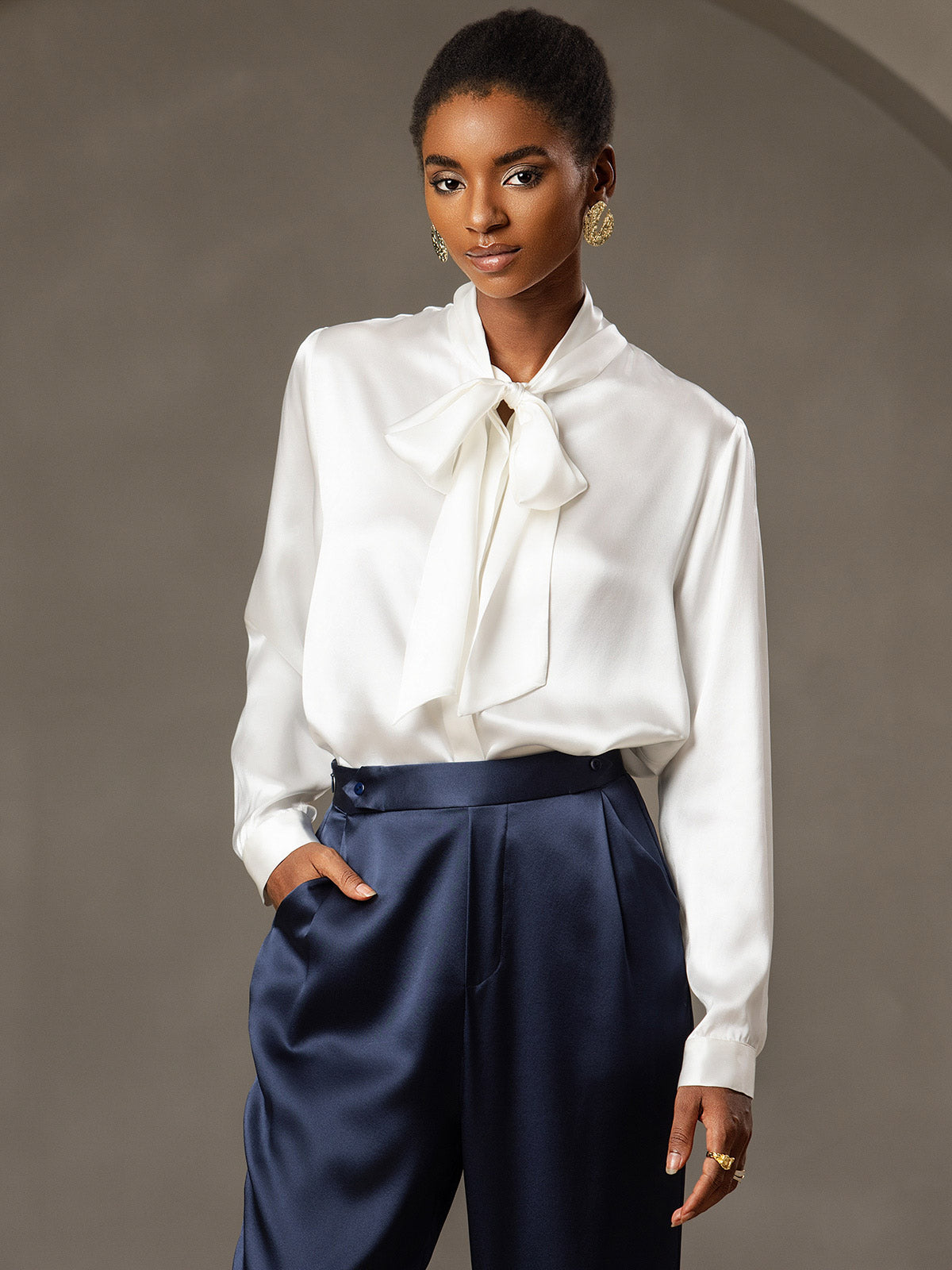 [Blanco] SilkSilky-ES 19Momme Seda Manga larga Corbata Blusas de Mujer 001