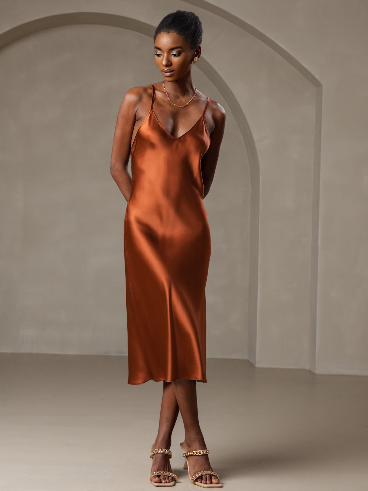 [Caramelo] SilkSilky-ES Seda Pura Sin mangas Cuello en V Vestido 002