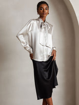 [Gris Claro] SilkSilky-ES Long Sleeve Tie Neck Blusas 004