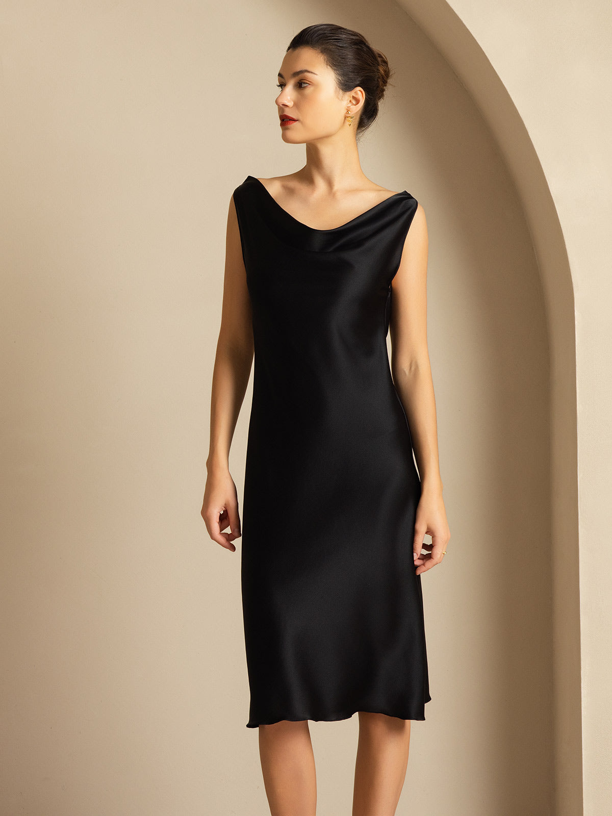 [Negro] SilkSilky-ES 19Momme Seda Dress 007