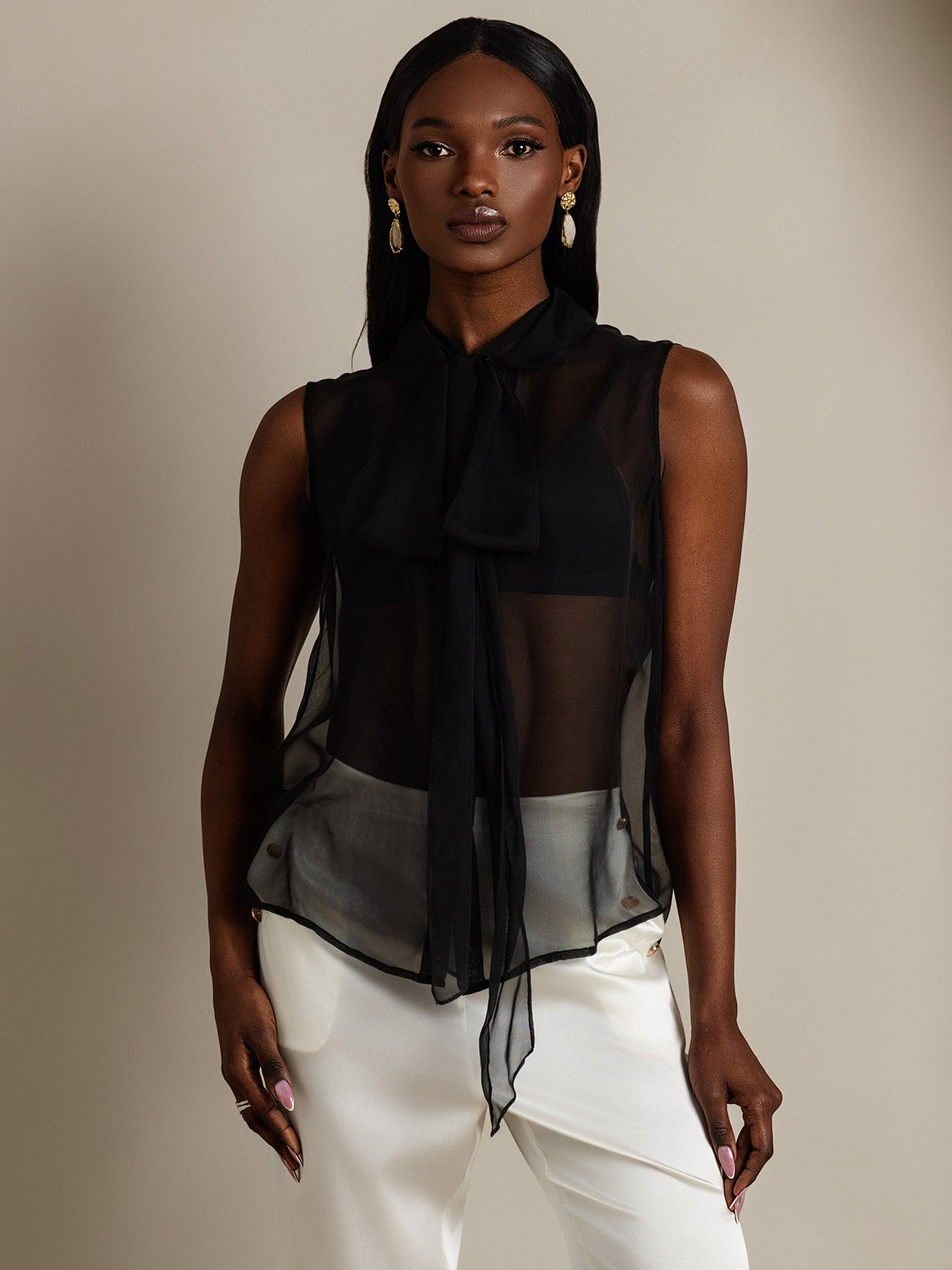 SilkSilky-ES Seda Pura Sin mangas Corbata Blusas de Mujer Negro 001