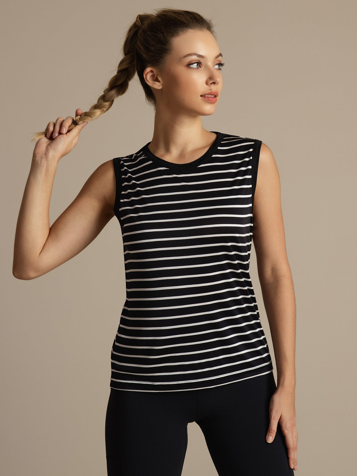 [Raya Negra] SilkSilky-ES Sin mangas Cuello Redondo Top de tirantes 001