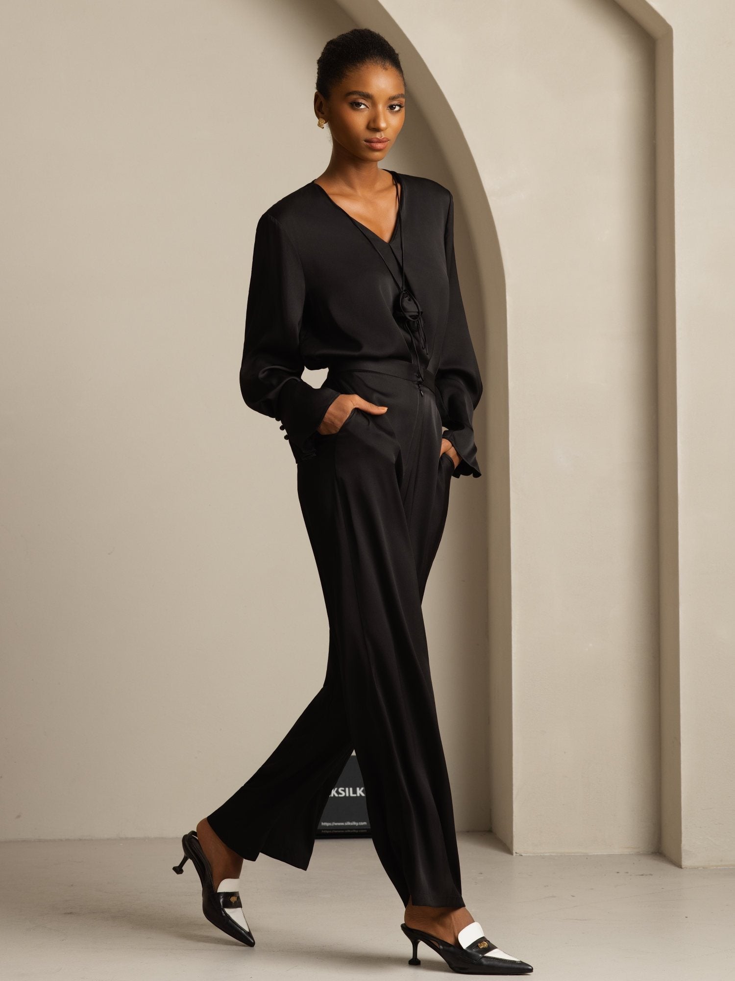 [Negro] SilkSilky-ES 19Momme Seda Manga larga Cuello en V Blusa 008