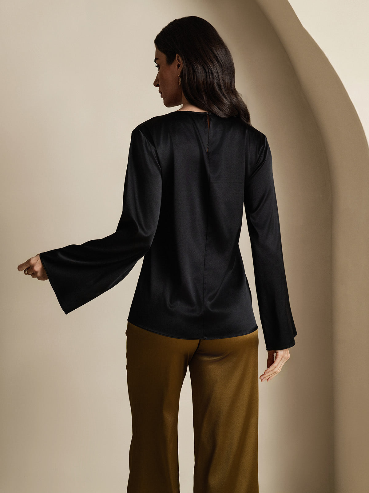 [Negro] SilkSilky-ES 19Momme Seda Womens T-Shirt 002,