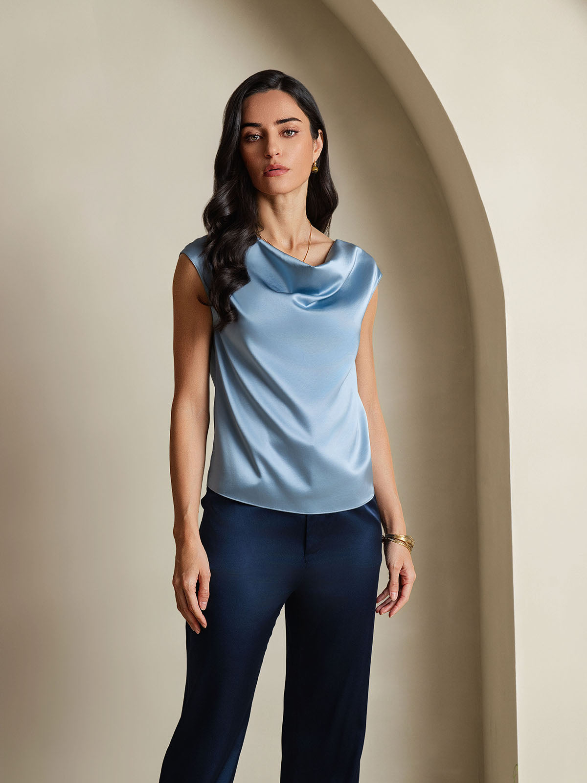 [Azul Grisáceo] SilkSilky-ES 19Momme Seda Escote Caído Camisetas de Mujer 001