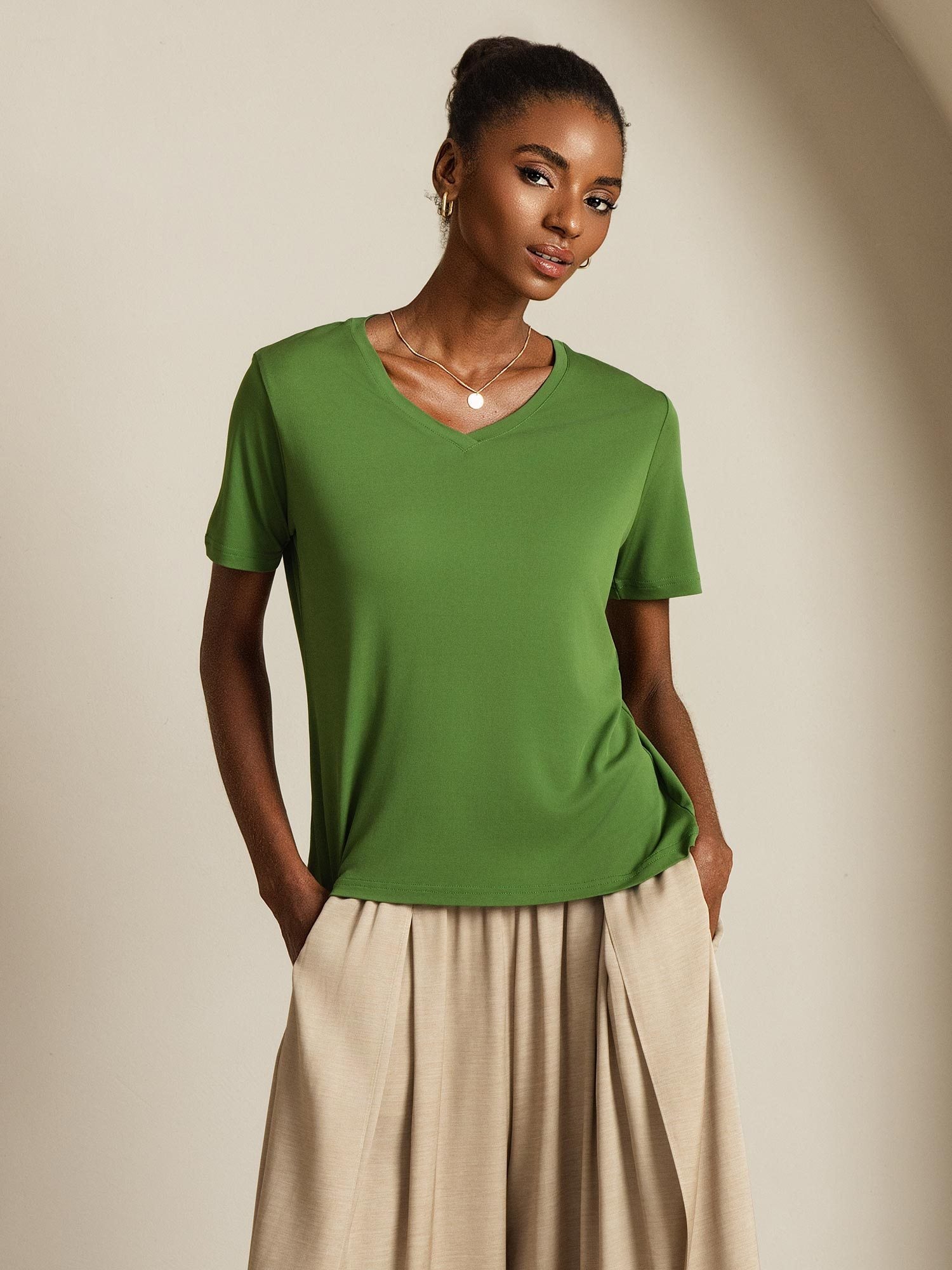 [Verde] SilkSilky-ES Seda Pura Cuello en V Camisetas de Mujer 001