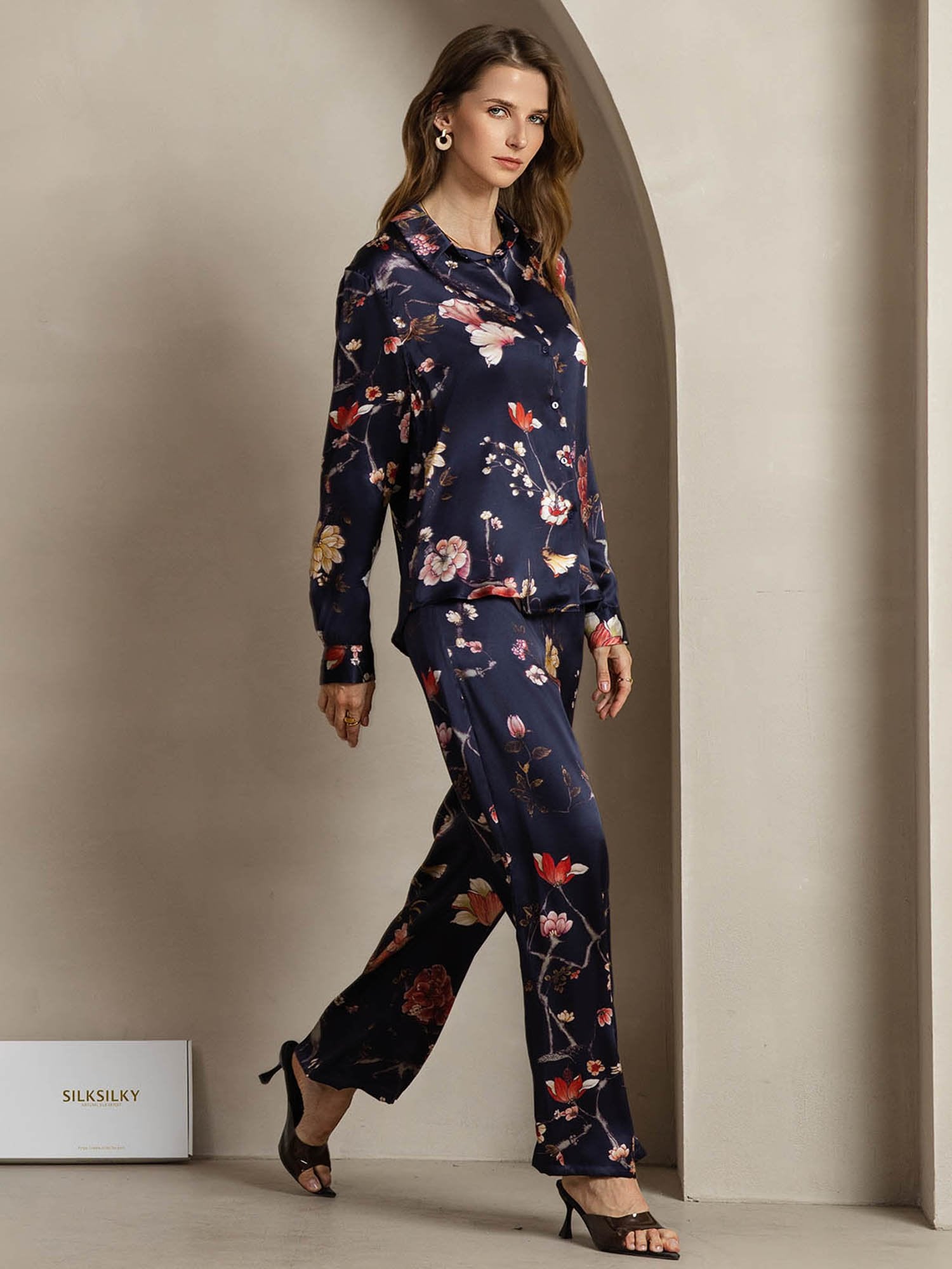 [FloralAzulMarino] SilkSilky-ES 19Momme Seda Lapel Collar Women''s Outfit Sets 005