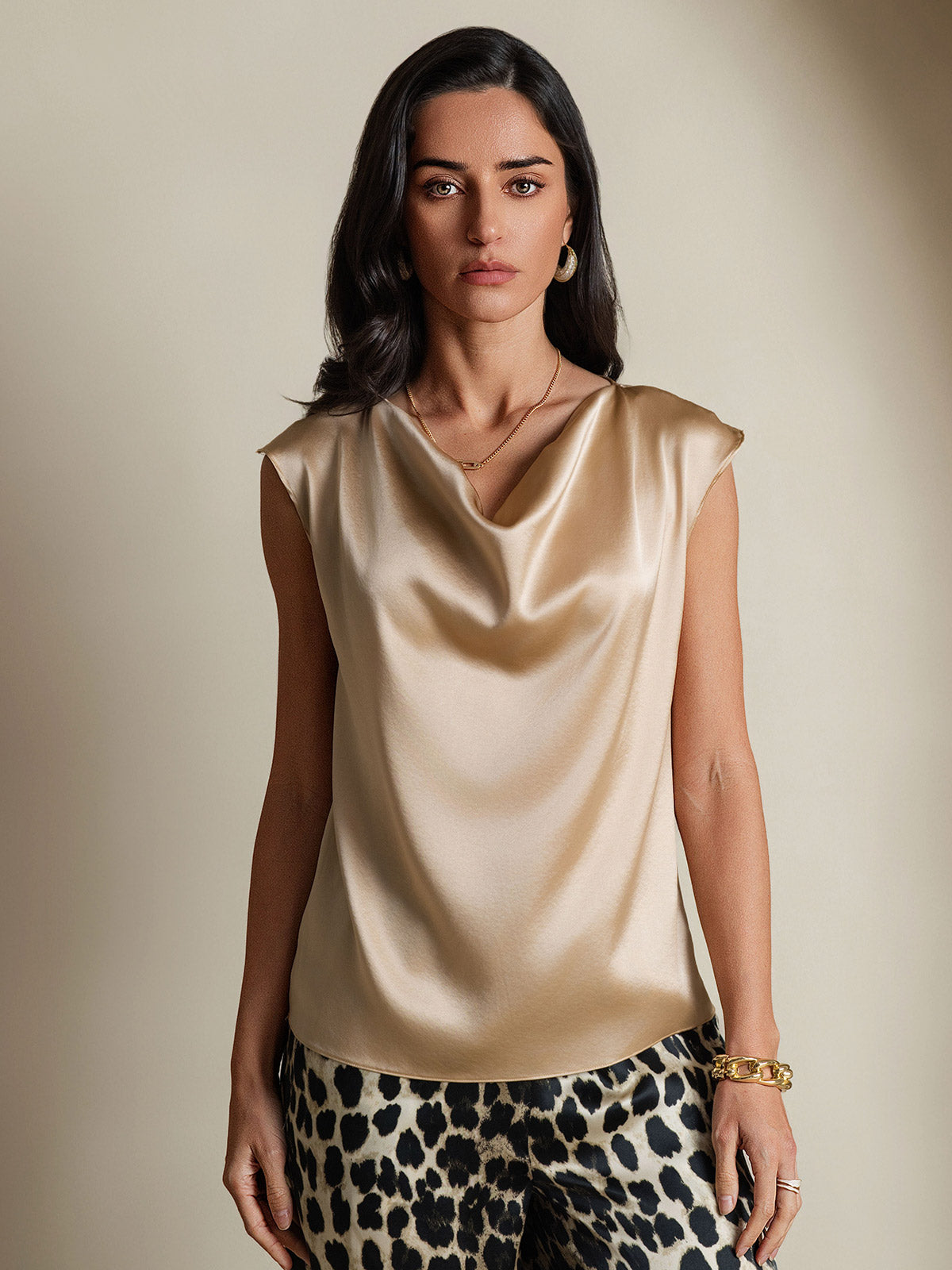 [Champán] SilkSilky-ES 19Momme Seda Escote Caído Camisetas de Mujer 001