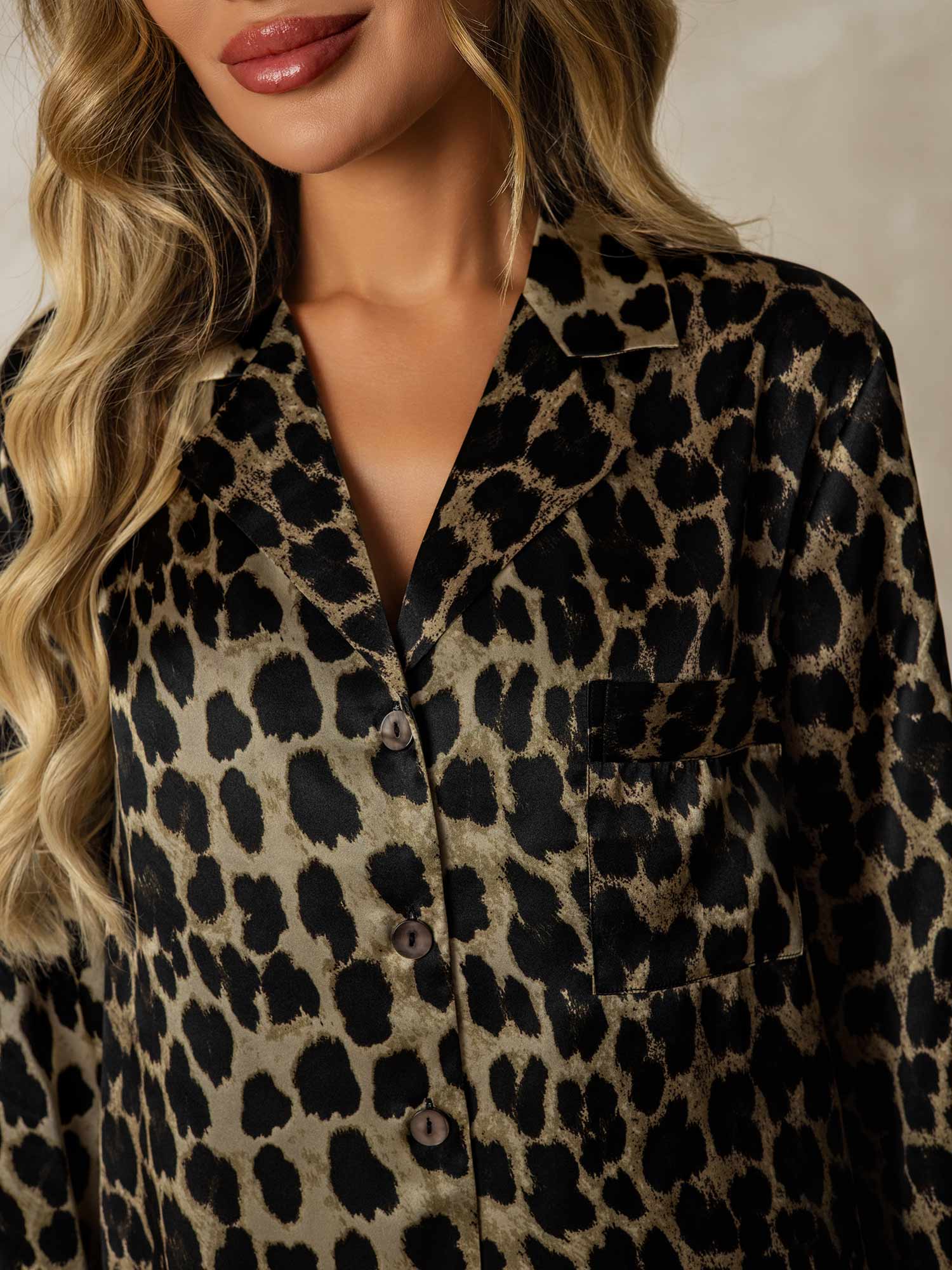 [Leopardo] SilkSilky-ES Seda Pura Nightshirt 005