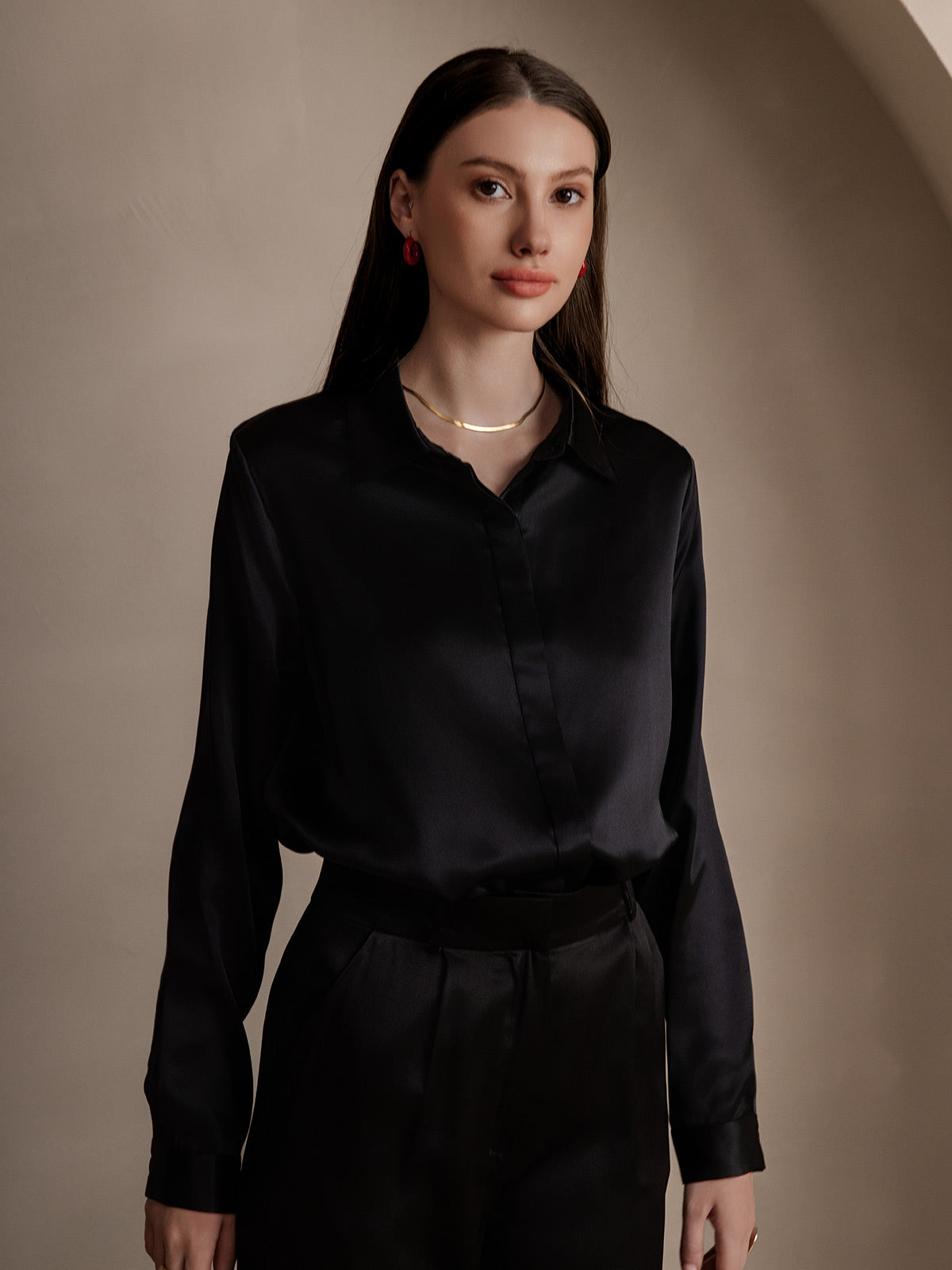 [Negro] SilkSilky-ES 19Momme Seda Lapel Collar Blusas de Mujer 004