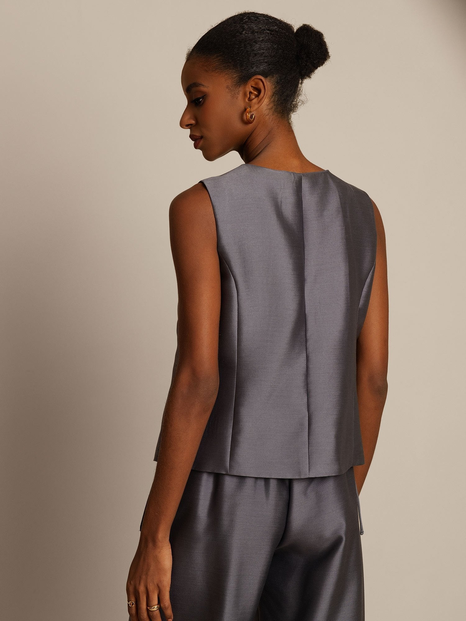 [Gris] SilkSilky-ES 32Momme Silk-Wool Blend Womens Vest 002,