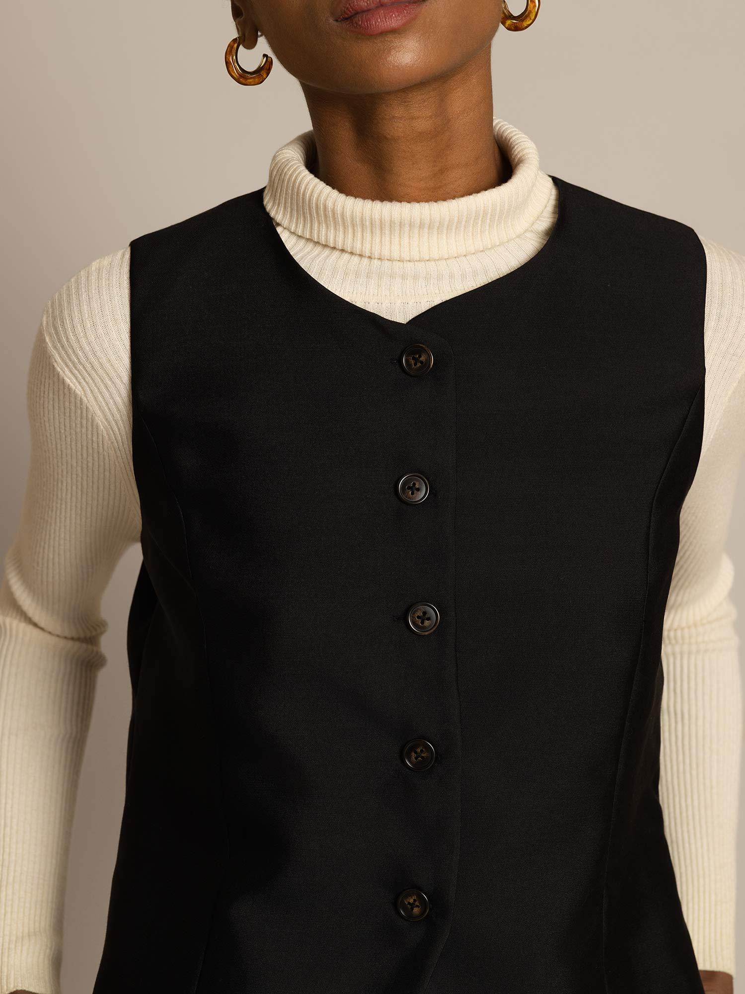 [Negro] SilkSilky-ES 32Momme Silk-Wool Blend Womens Vest 003,