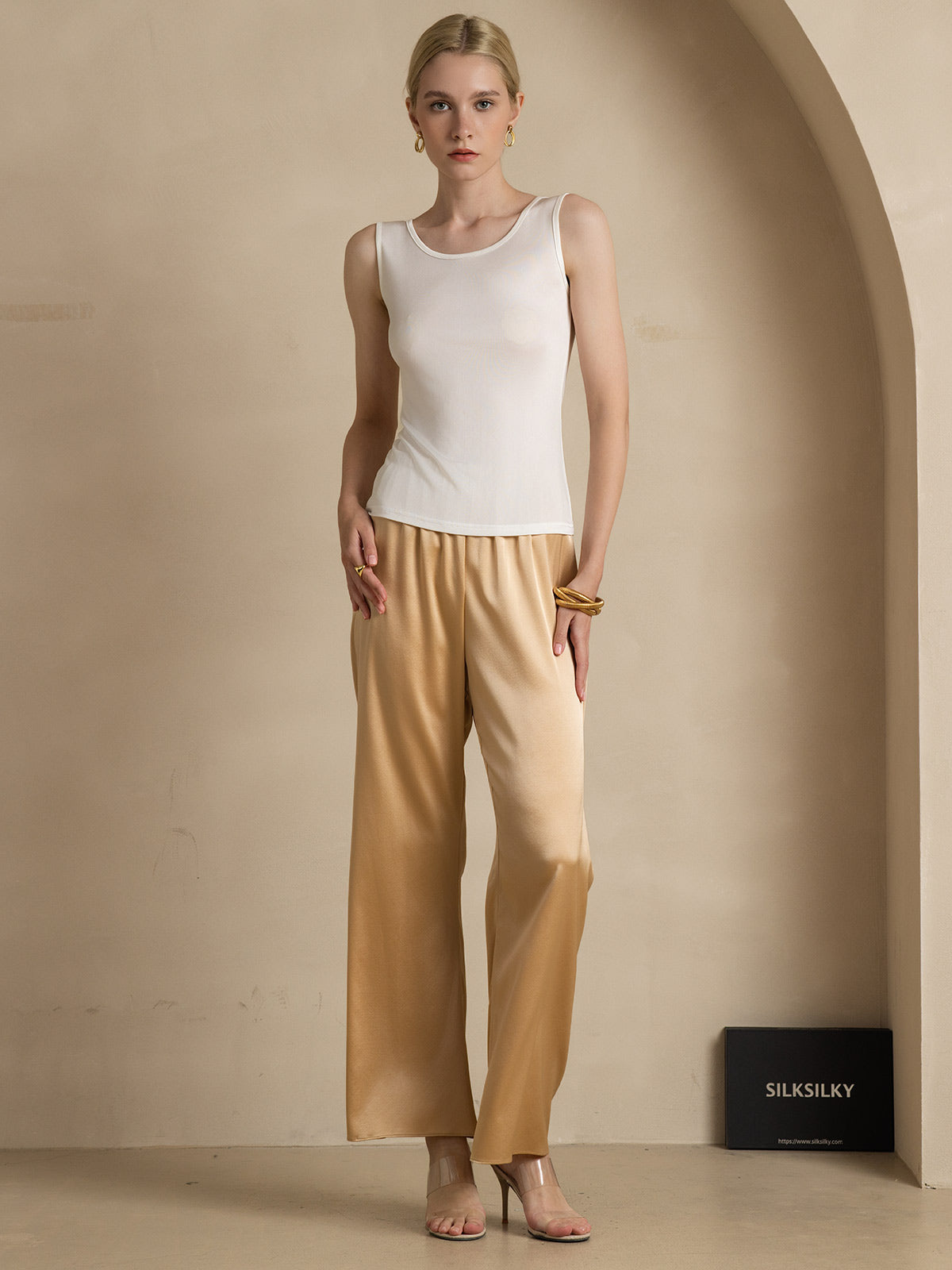 [Blanco] SilkSilky-ES Tejido de seda Womens T-Shirt 006