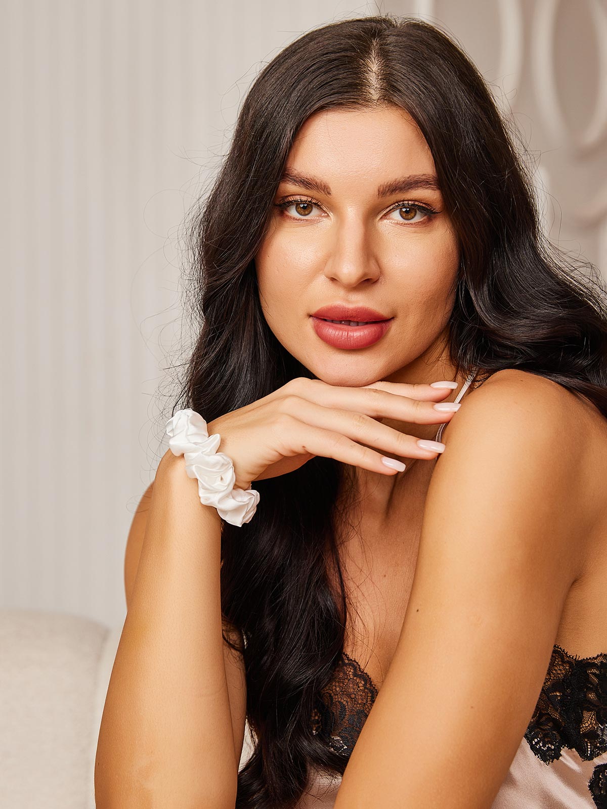 [Blanco] SilkSilky-ES 19Momme Seda Pura Scrunchie 002