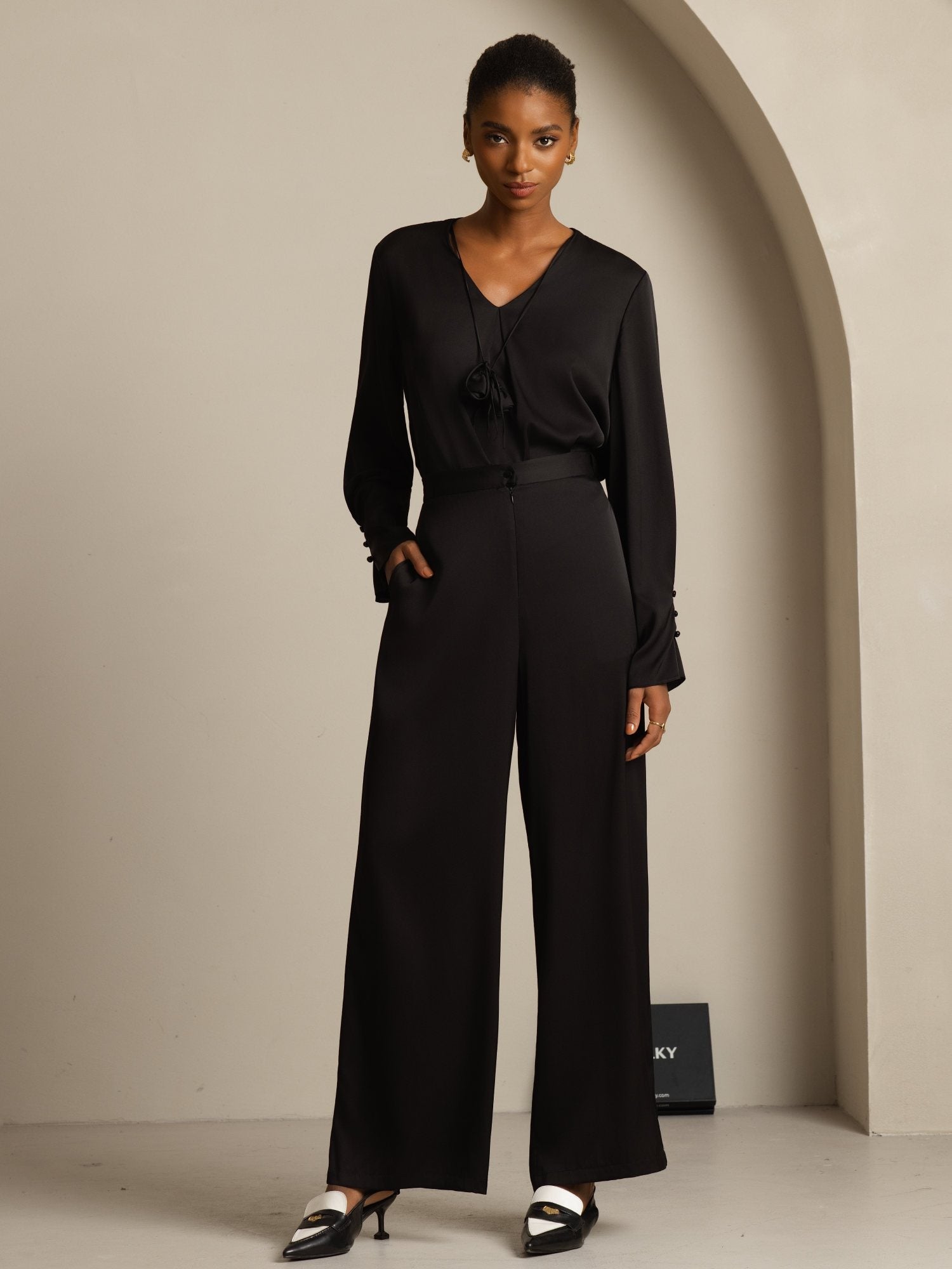 [Negro] SilkSilky-ES 19Momme Seda Manga larga Cuello en V Blusa 007