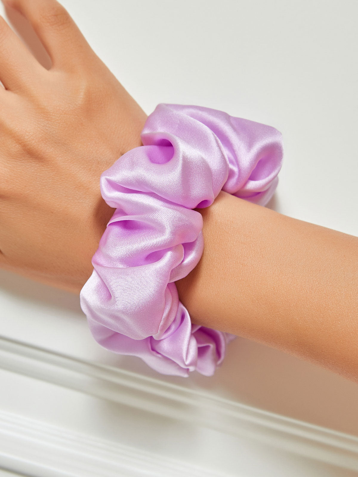 SilkSilky ES 19Momme Seda Pura Scrunchie Lavanda 001