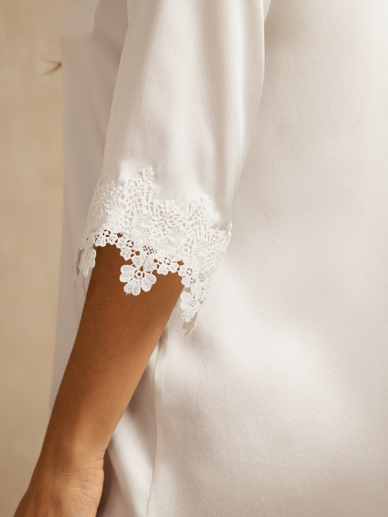 [Blanco] SilkSilky-ES Seda Pura Cuello Camisero Camisas de dormir 004