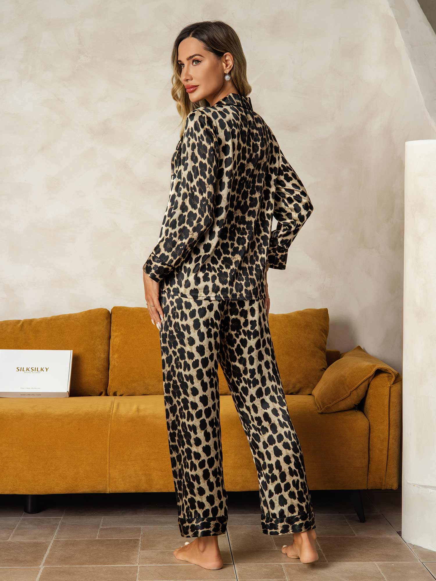 [Leopardo] SilkSilky-ES Manga larga Pijamas de mujer 002