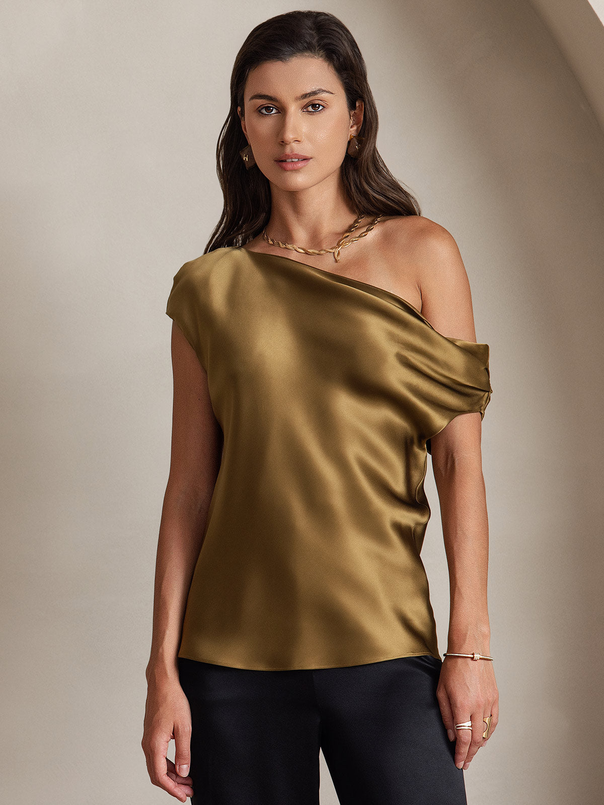 SilkSilky-ES 19Momme Seda Sin mangas Un hombro Camisetas de Mujer Marrón 001