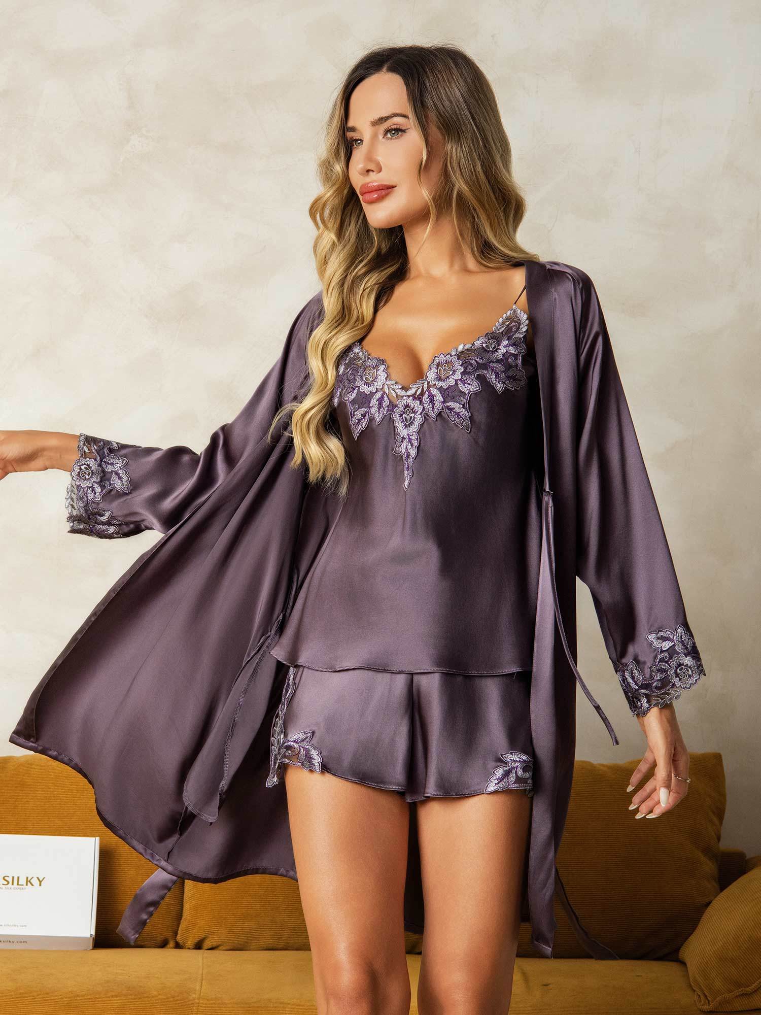 [Gris Púrpura] SilkSilky-ES Seda Pura Cuello en V Conjunto de camisón y bata 001