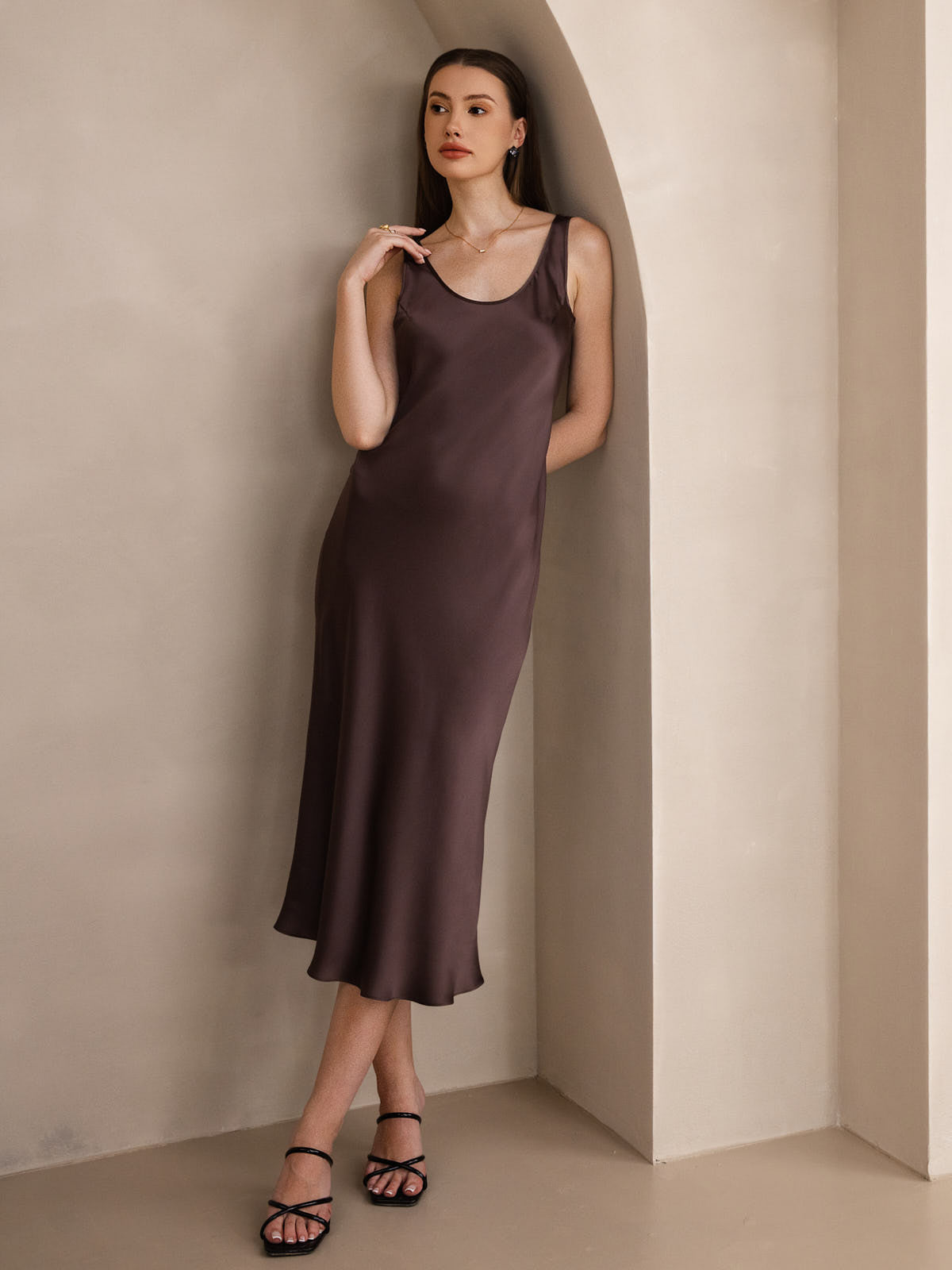 [Café] SilkSilky-ES Seda Pura Cuello Barco Vestido 006