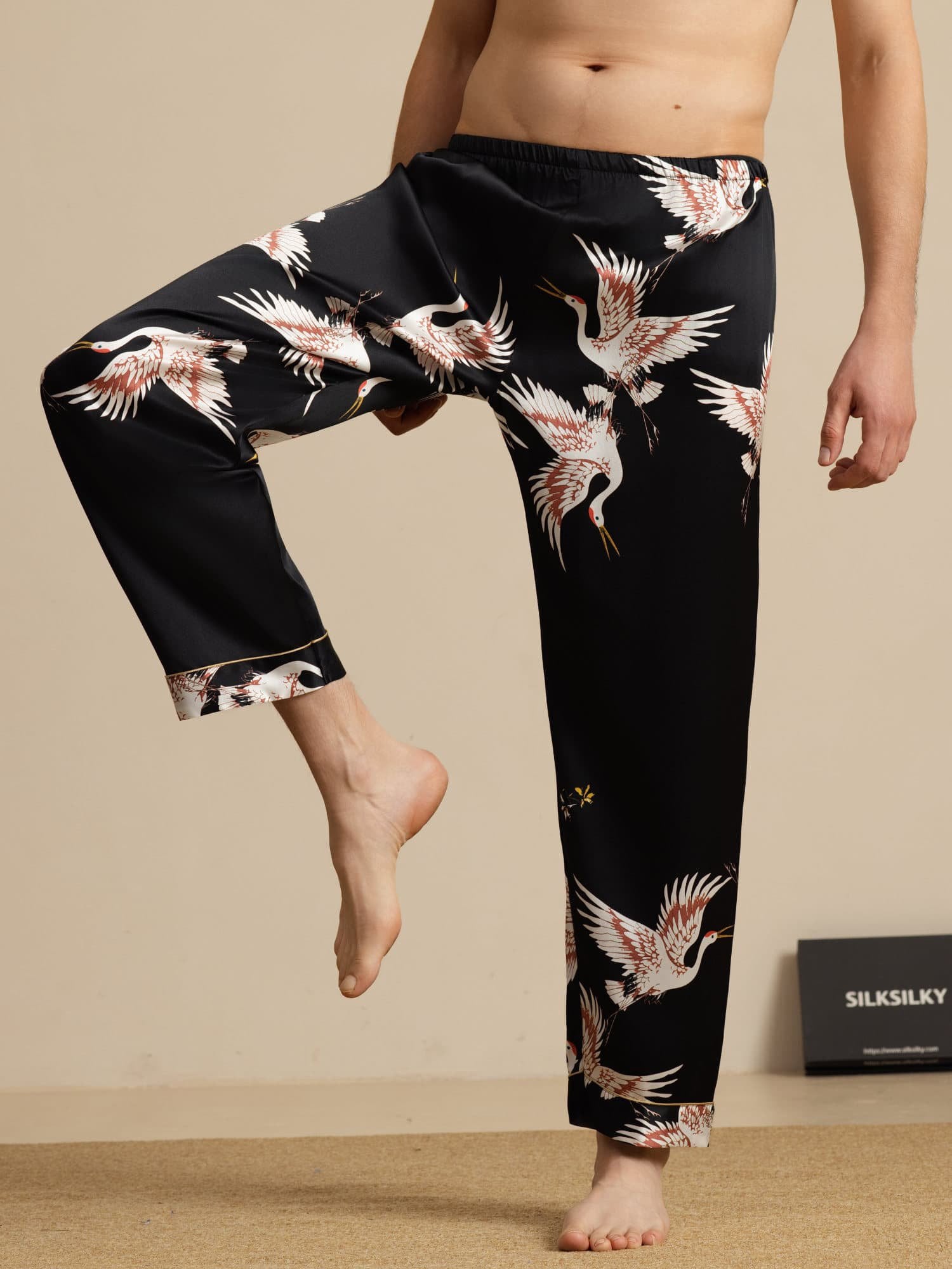 [Negro] SilkSilky-ES 19Momme Mens Sleep Bottoms 001