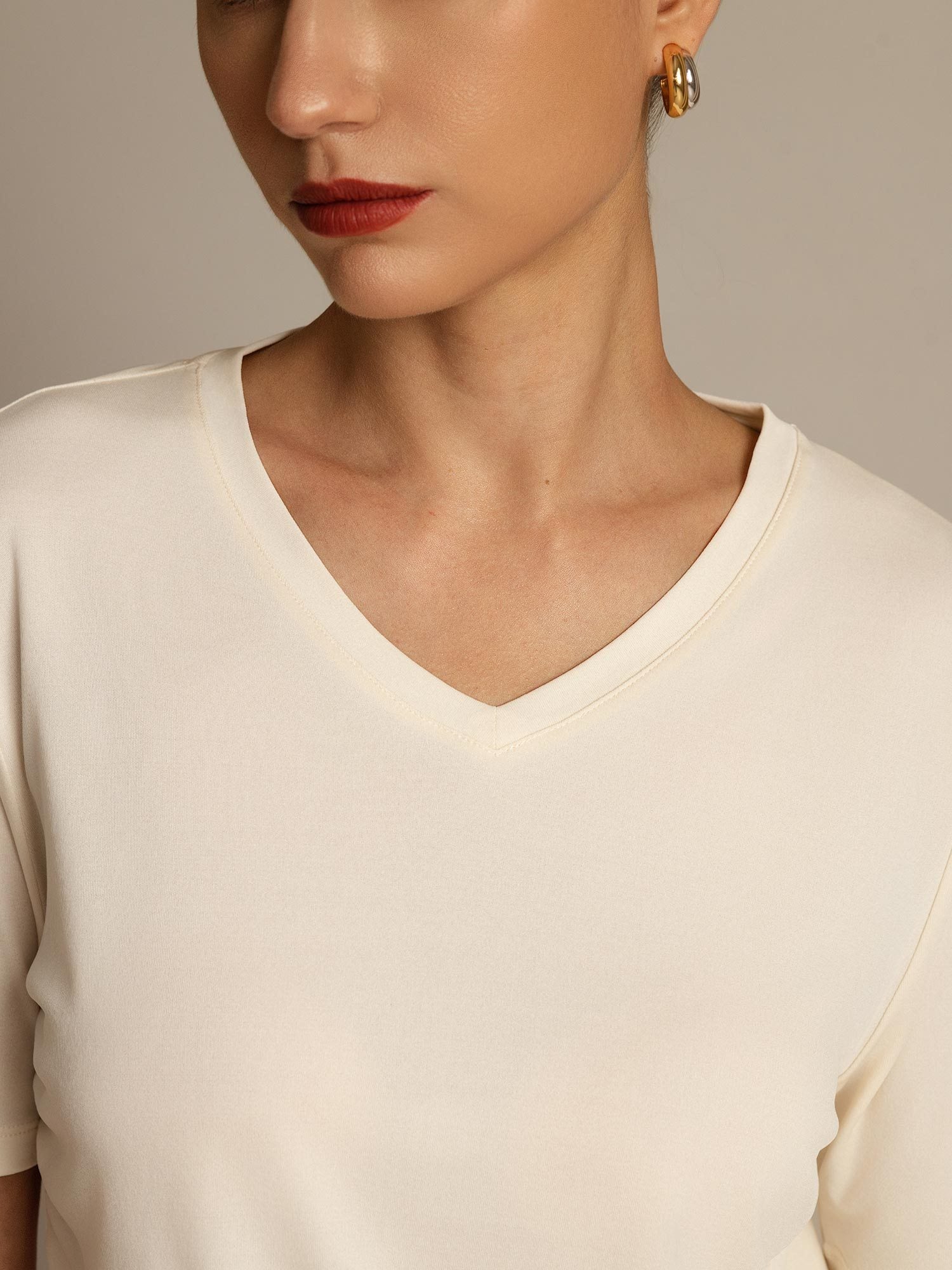 [Beige] SilkSilky-ES Seda Pura Cuello en V Camisetas de Mujer 003