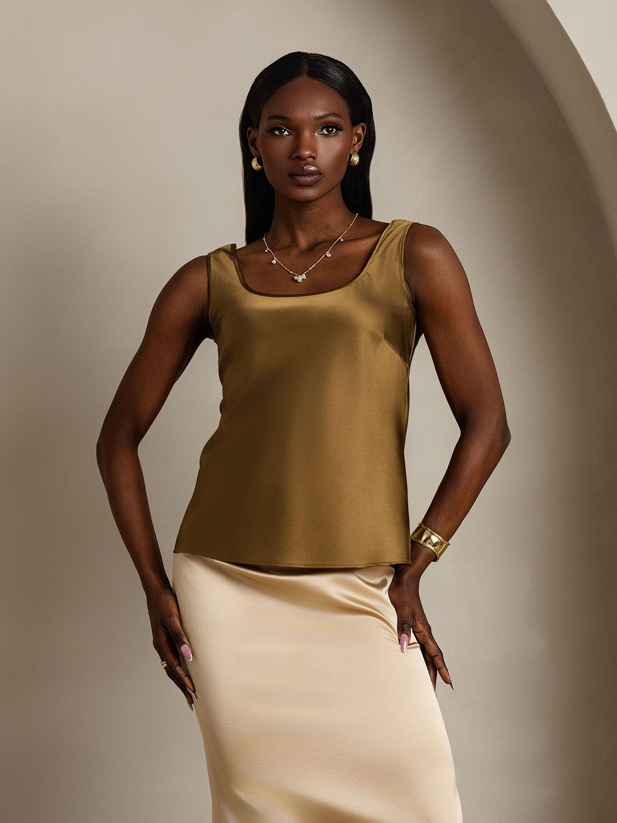 [Marrón] SilkSilky-ES 19Momme Seda Cuello en U Top de tirantes 001