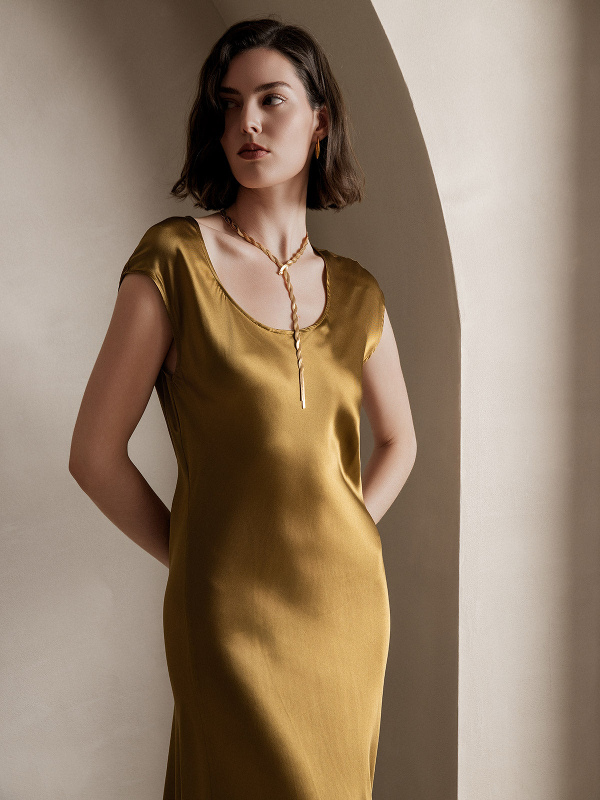[Marrón] SilkSilky-ES 19Momme Seda Dress 003