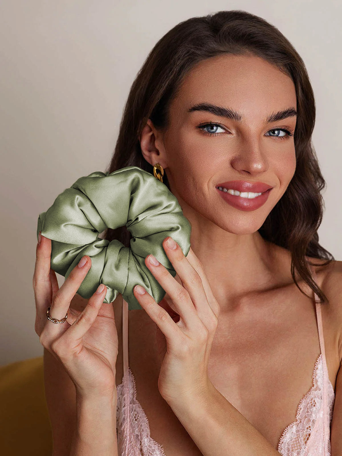 [Verde Claro] SilkSilky-ES Seda Pura Scrunchie 002