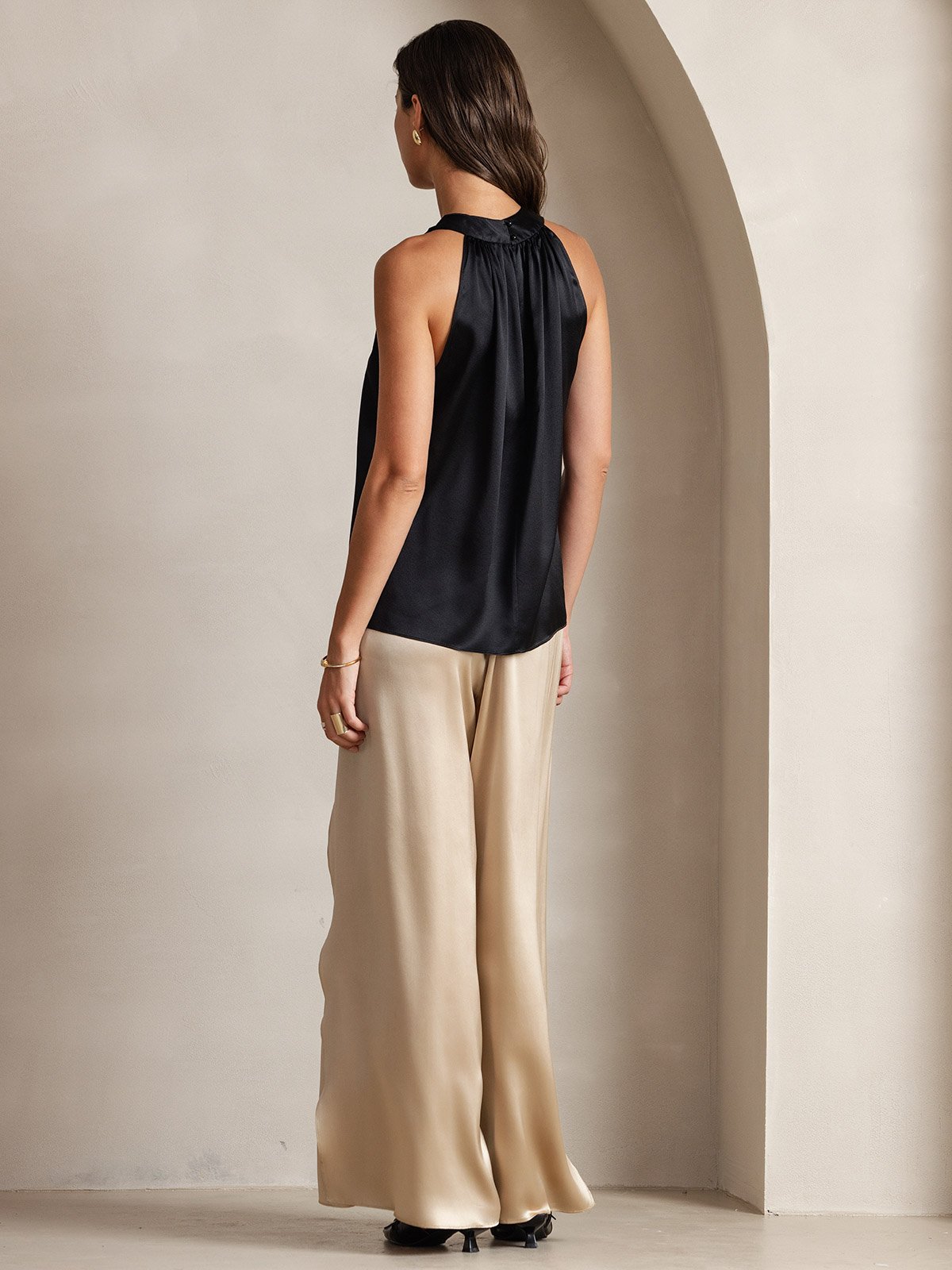 [Negro] SilkSilky-ES 19Momme Seda Sin mangas Womens T-Shirt 002