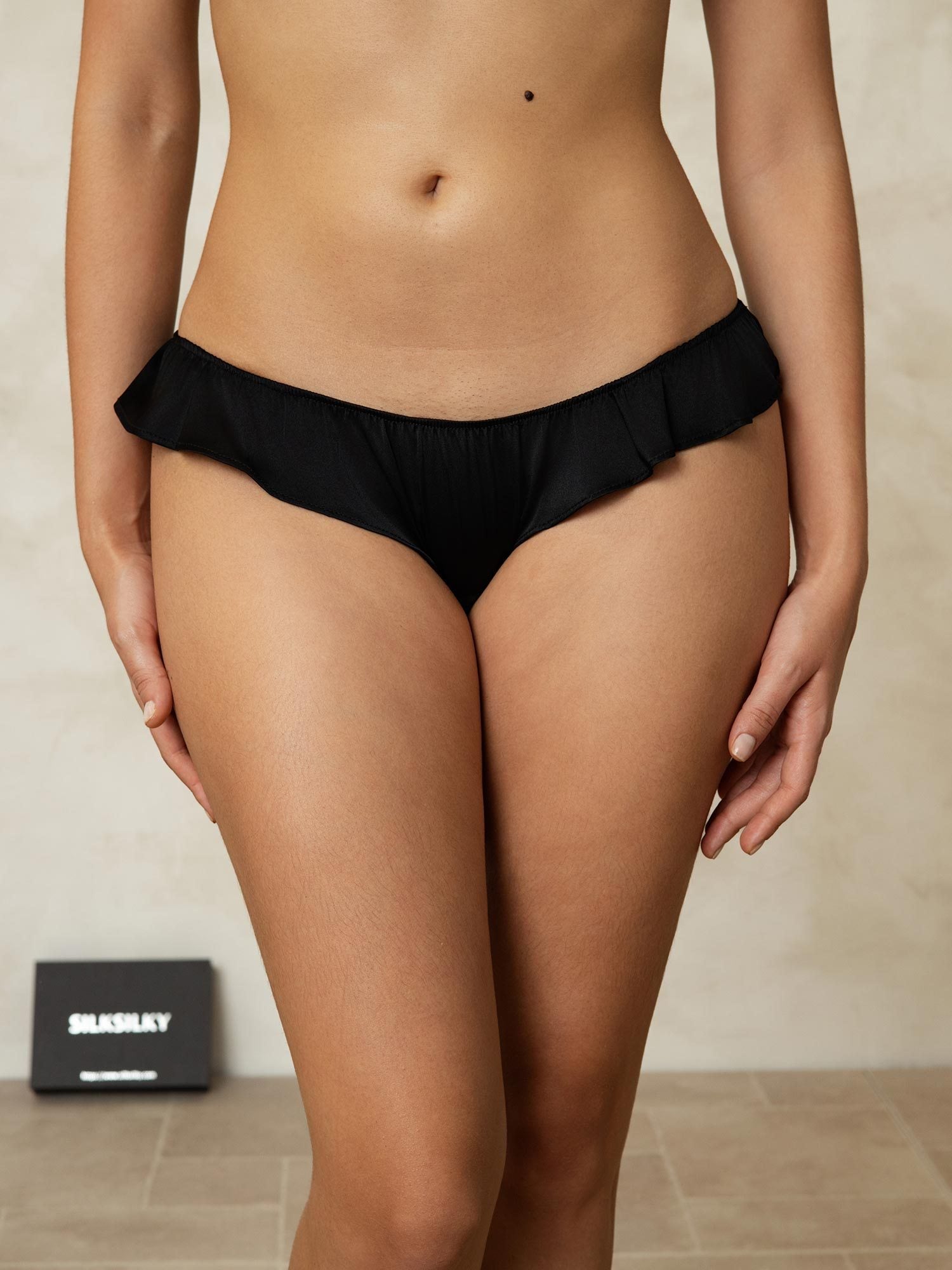 [Negro] SilkSilky-ES 19Momme Seda Panty 001