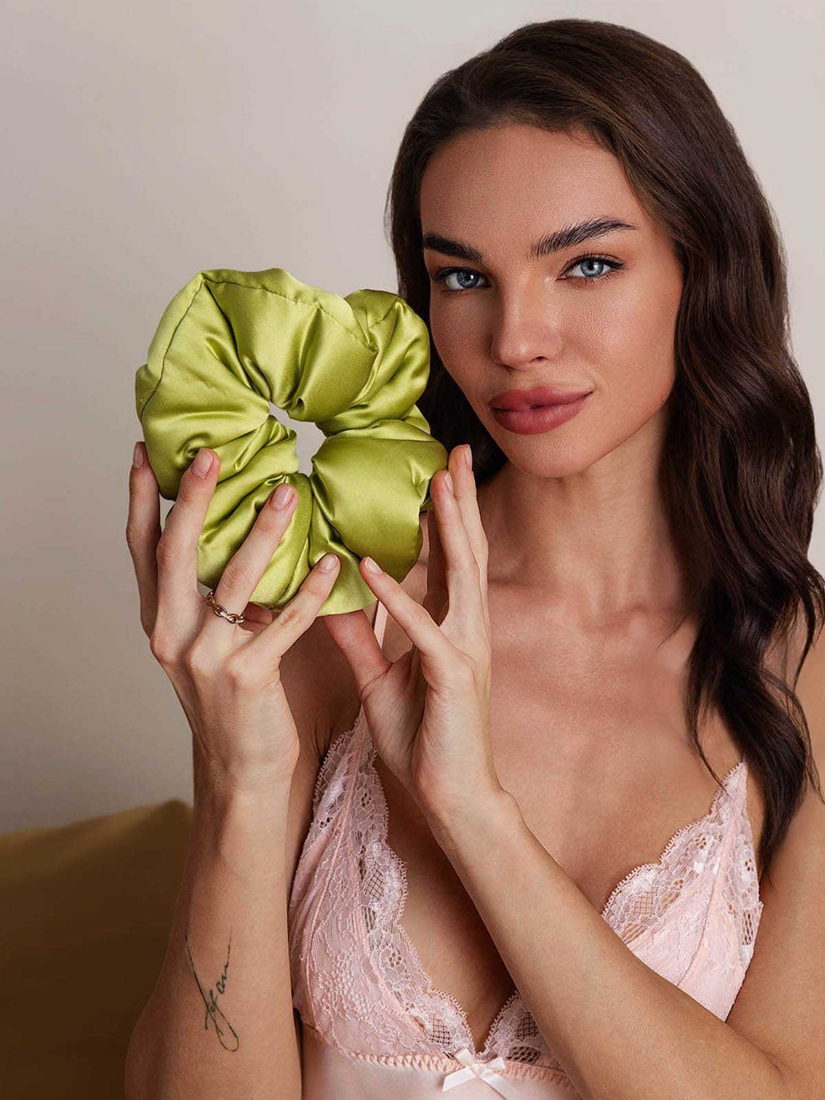 [Verde] SilkSilky-ES Seda Scrunchie 003